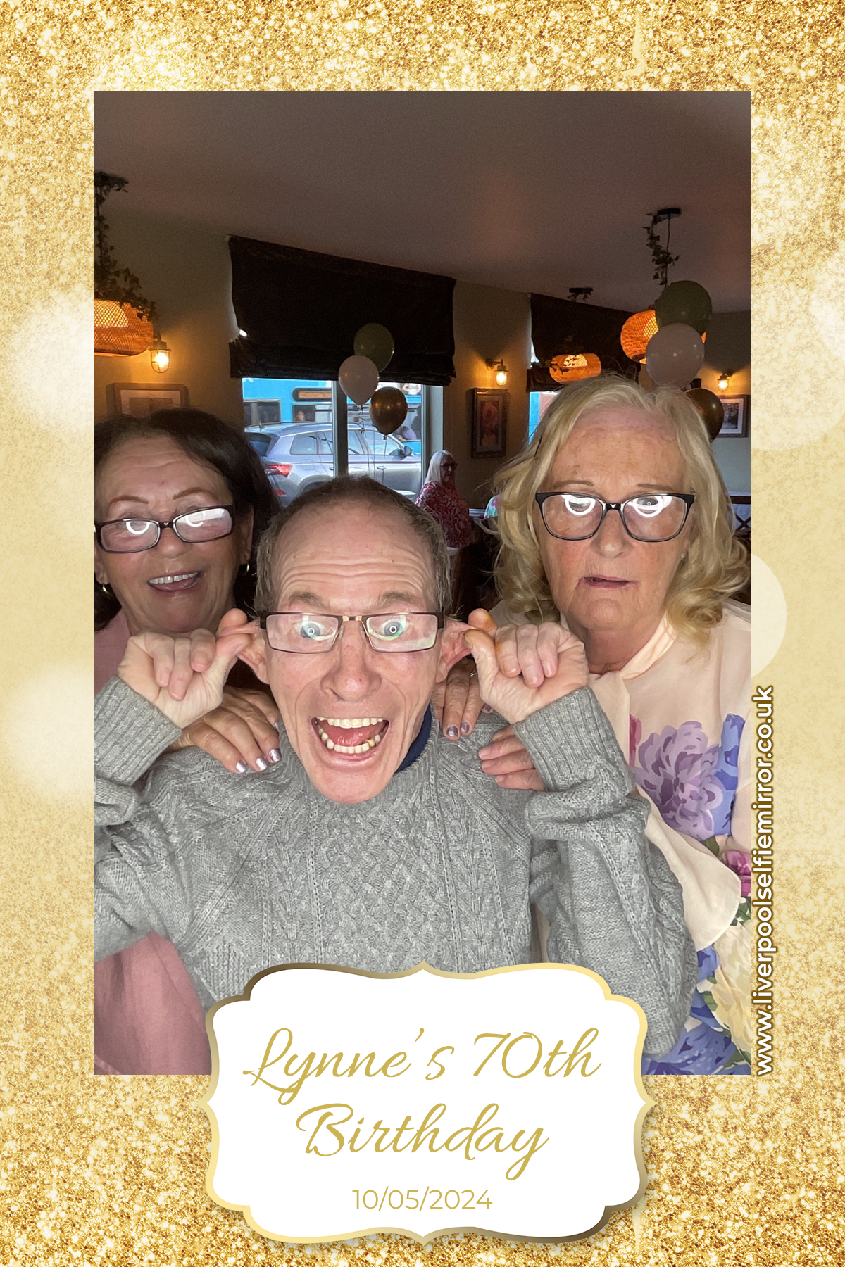 Lynne's 70th Birthday | View more photos from the event at gallery.liverpoolselfiemirror.co.uk/u/LiverpoolSelfieMirror/Lynnes-70th-Birthday