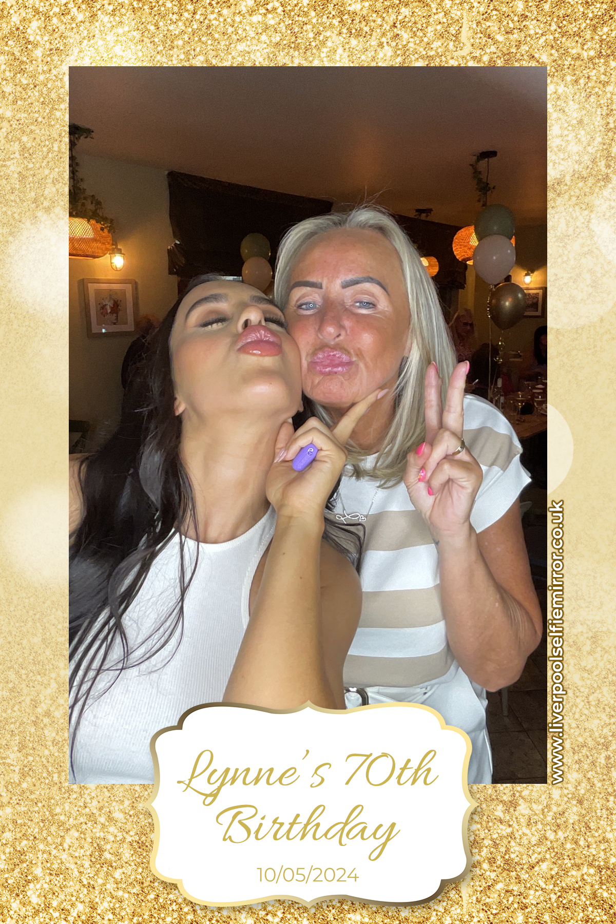 Lynne's 70th Birthday | View more photos from the event at gallery.liverpoolselfiemirror.co.uk/u/LiverpoolSelfieMirror/Lynnes-70th-Birthday