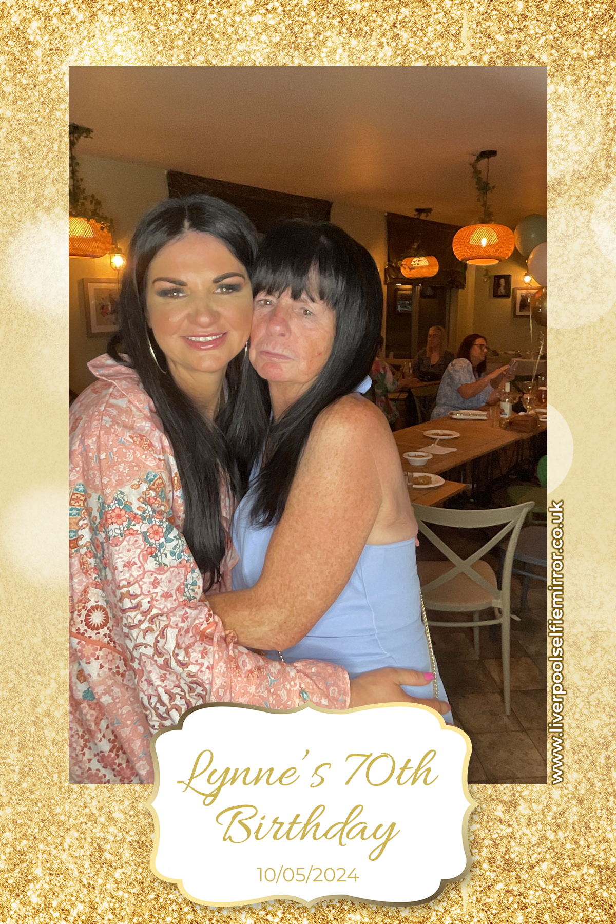 Lynne's 70th Birthday | View more photos from the event at gallery.liverpoolselfiemirror.co.uk/u/LiverpoolSelfieMirror/Lynnes-70th-Birthday