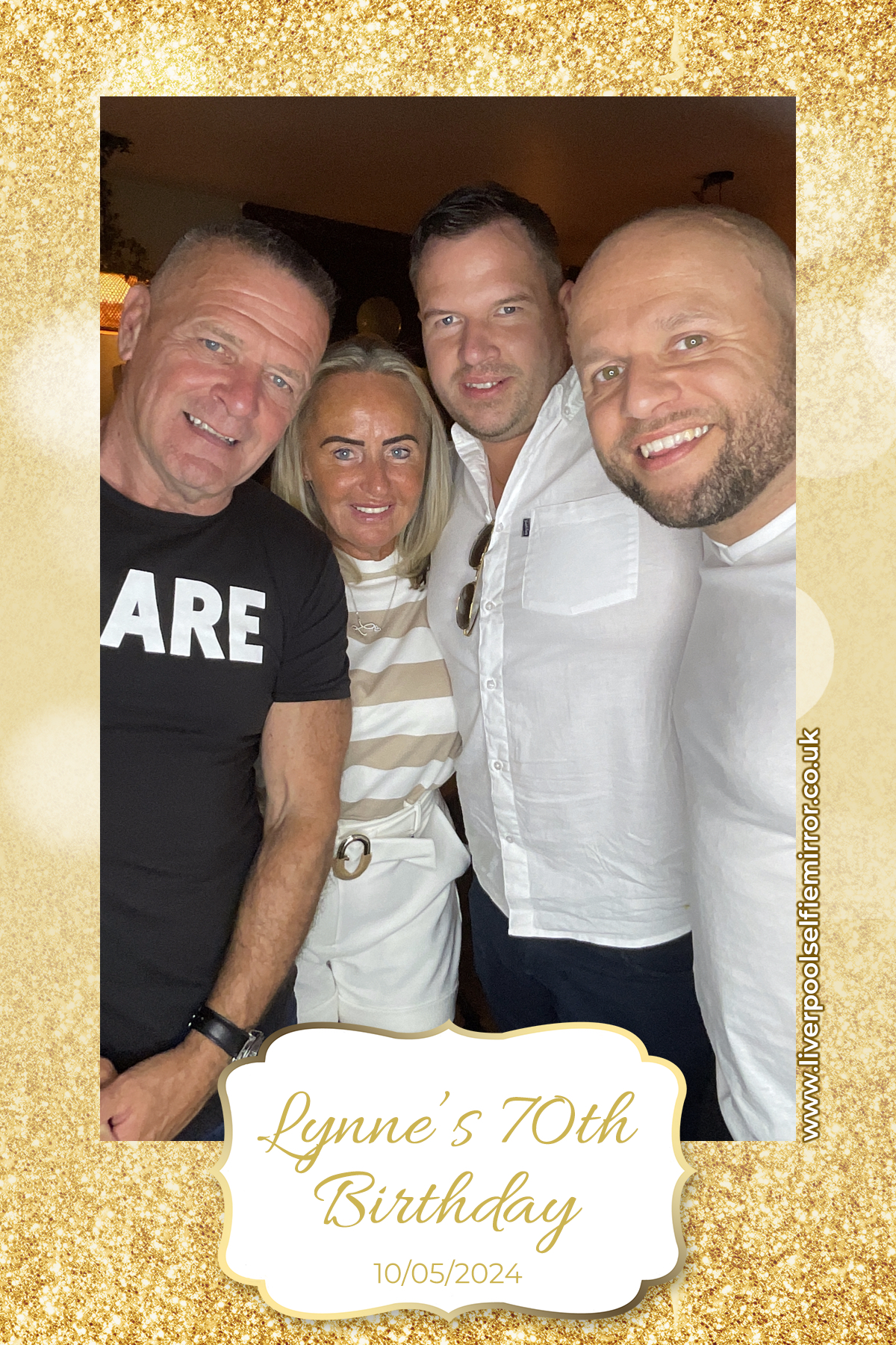 Lynne's 70th Birthday | View more photos from the event at gallery.liverpoolselfiemirror.co.uk/u/LiverpoolSelfieMirror/Lynnes-70th-Birthday