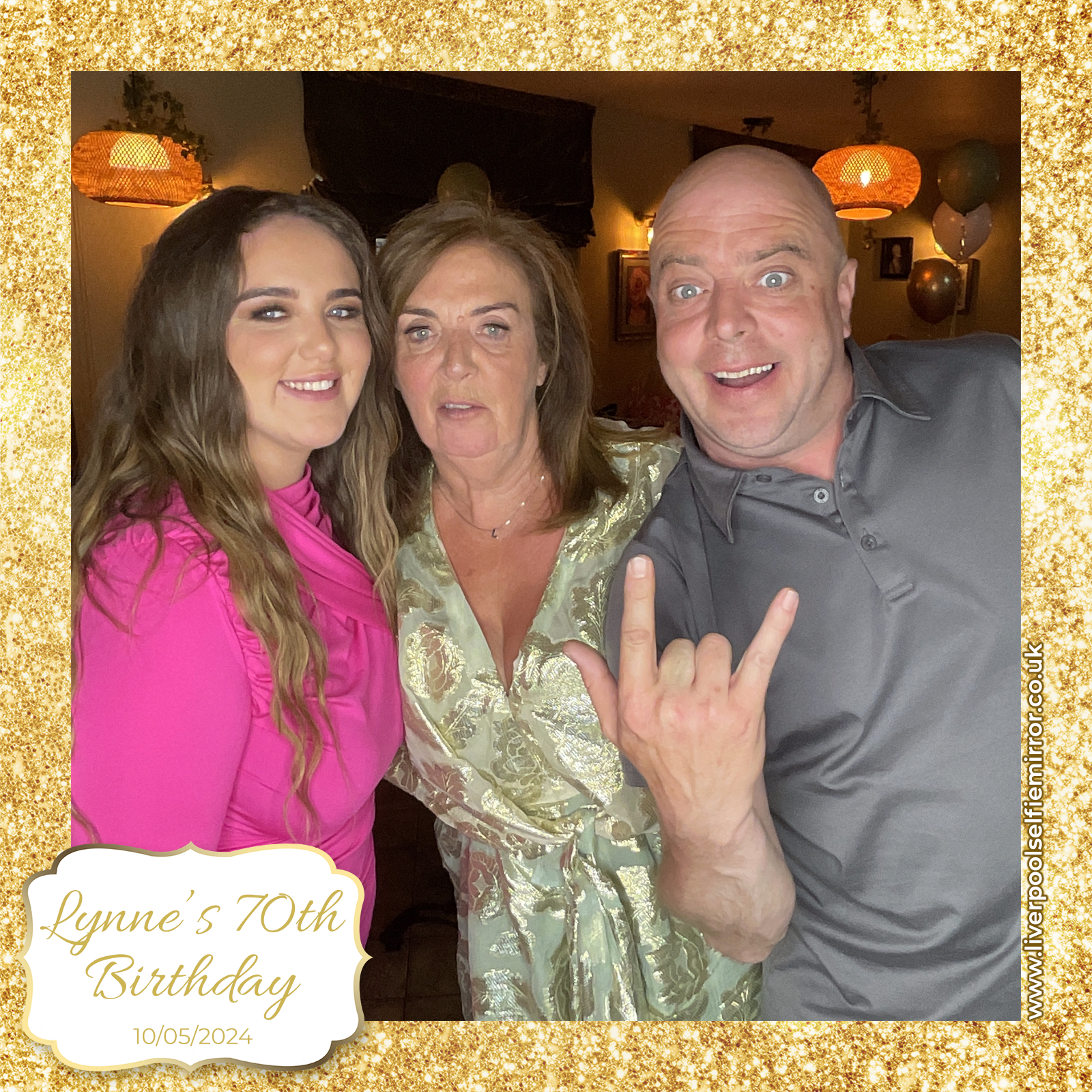 Lynne's 70th Birthday | View more photos from the event at gallery.liverpoolselfiemirror.co.uk/u/LiverpoolSelfieMirror/Lynnes-70th-Birthday