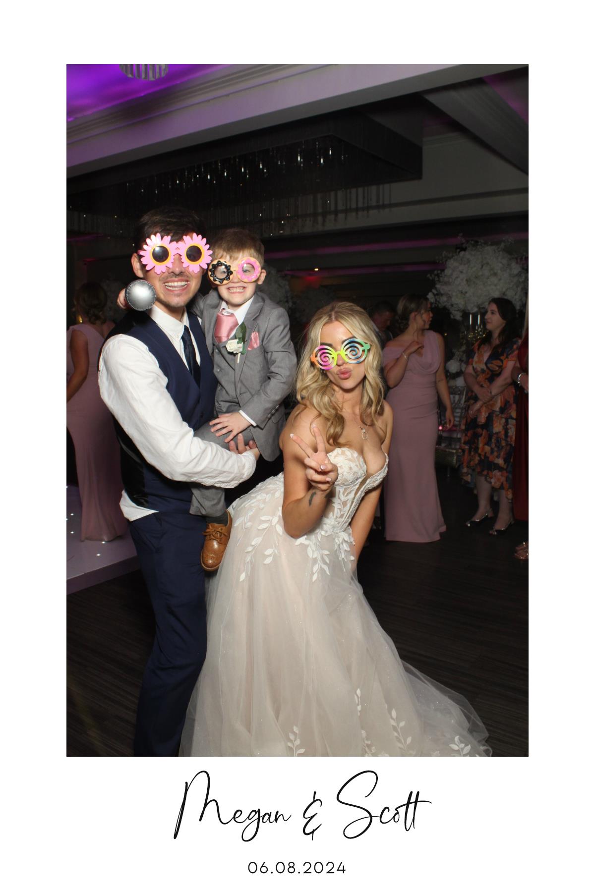 Megan & Scott's Wedding | View more photos from the event at gallery.liverpoolselfiemirror.co.uk/u/LiverpoolSelfieMirror/Megan-Scotts-Wedding