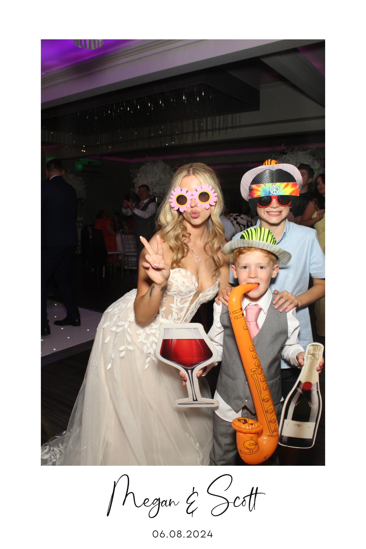 Megan & Scott's Wedding | View more photos from the event at gallery.liverpoolselfiemirror.co.uk/u/LiverpoolSelfieMirror/Megan-Scotts-Wedding