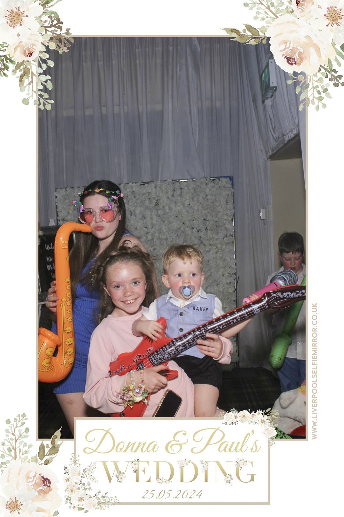 Paul & Donna's Wedding | View more photos from the event at gallery.liverpoolselfiemirror.co.uk/u/LiverpoolSelfieMirror/Paul-Donnas-Wedding