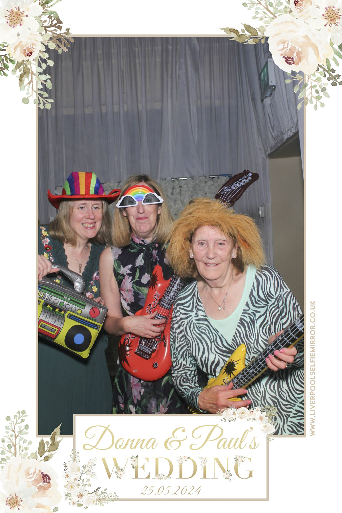 Paul & Donna's Wedding | View more photos from the event at gallery.liverpoolselfiemirror.co.uk/u/LiverpoolSelfieMirror/Paul-Donnas-Wedding