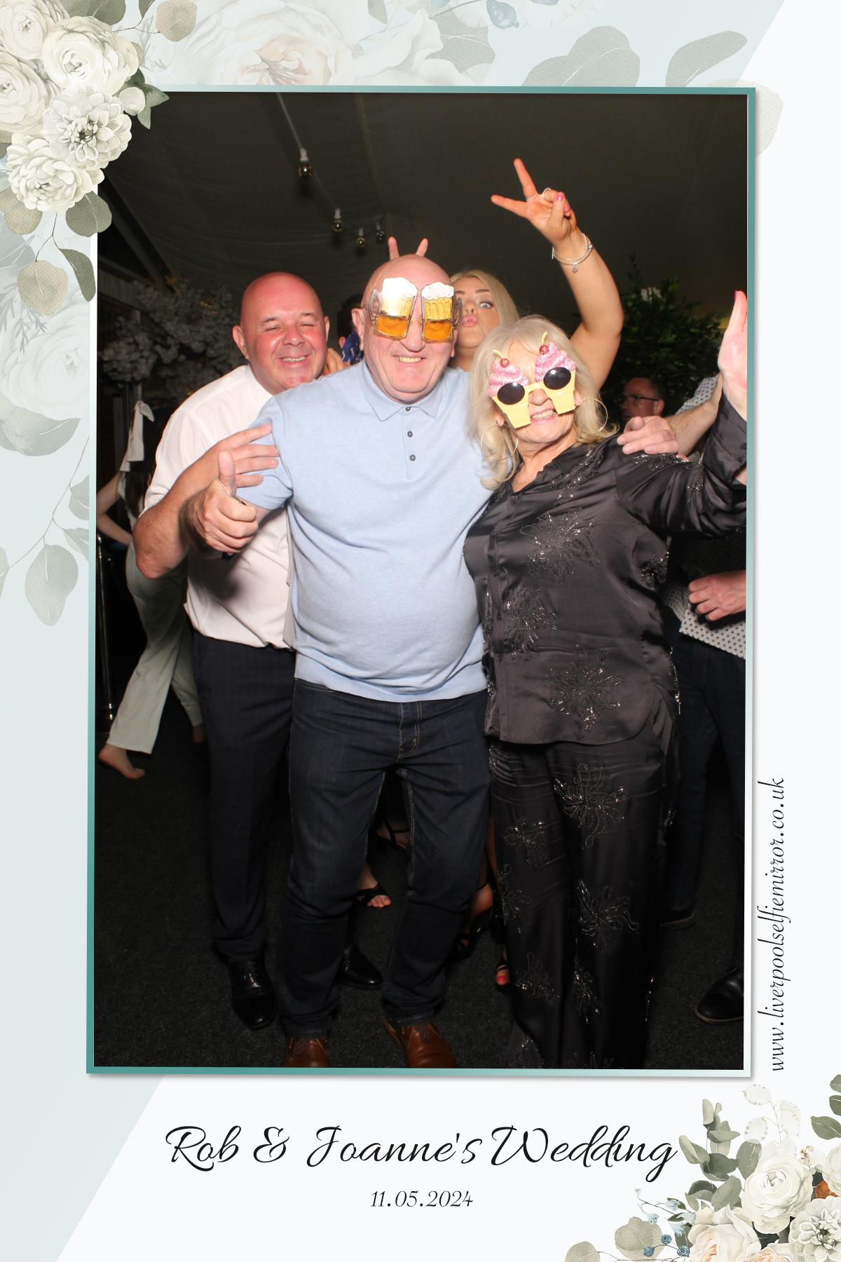 Rob & Joanne's Wedding | View more photos from the event at gallery.liverpoolselfiemirror.co.uk/u/LiverpoolSelfieMirror/Rob-Joannes-Wedding