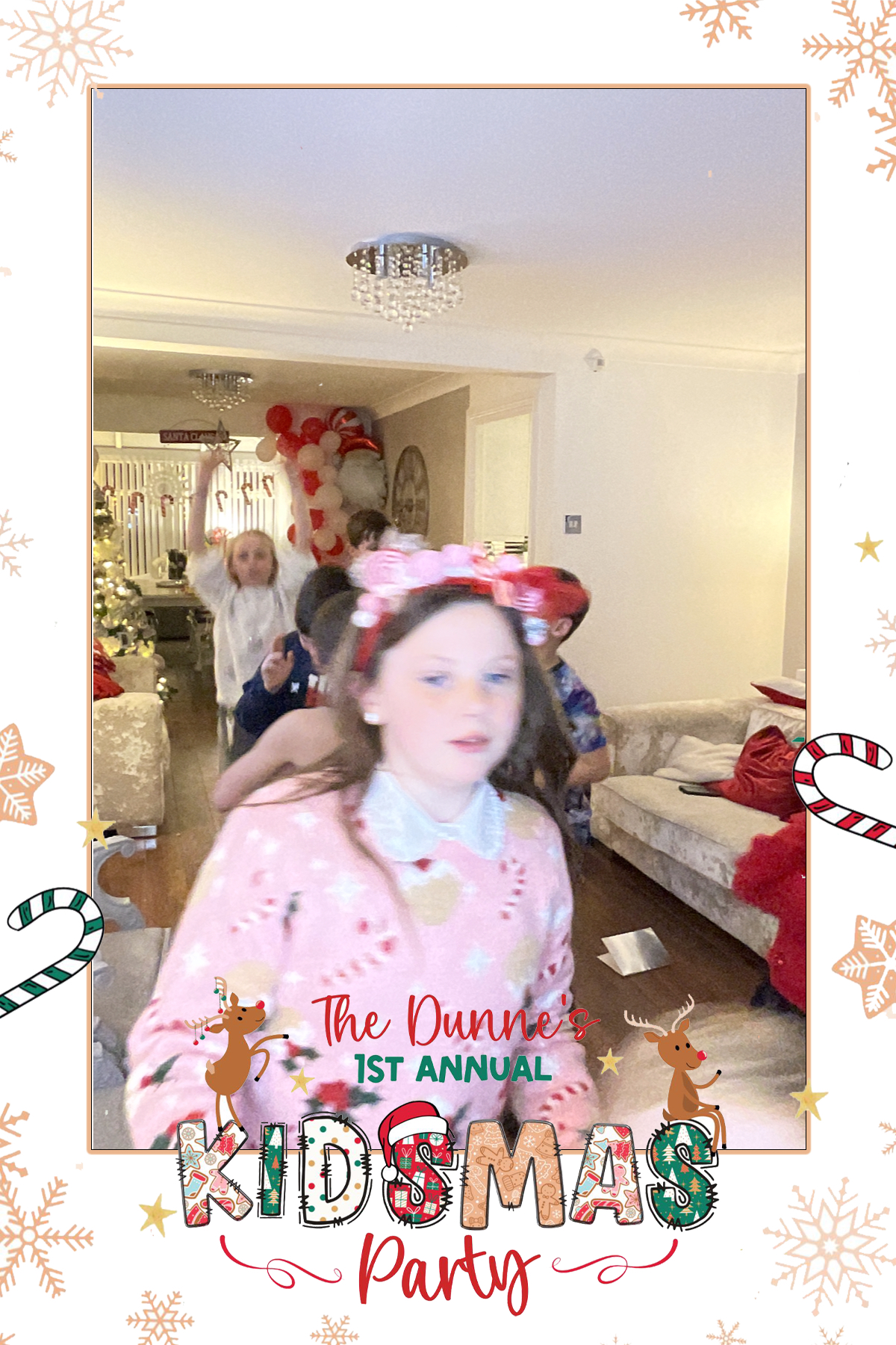 The Dunne's Kidsmas | View more photos from the event at gallery.liverpoolselfiemirror.co.uk/u/LiverpoolSelfieMirror/The-Dunnes-Kidsmas