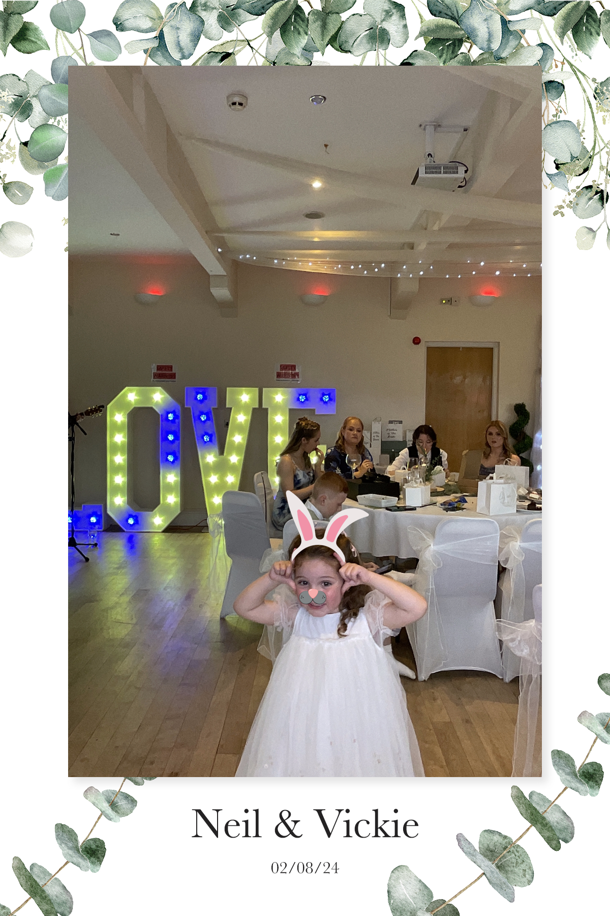 Vickie & Neil's Wedding | View more photos from the event at gallery.liverpoolselfiemirror.co.uk/u/LiverpoolSelfieMirror/Vickie-Neils-Wedding