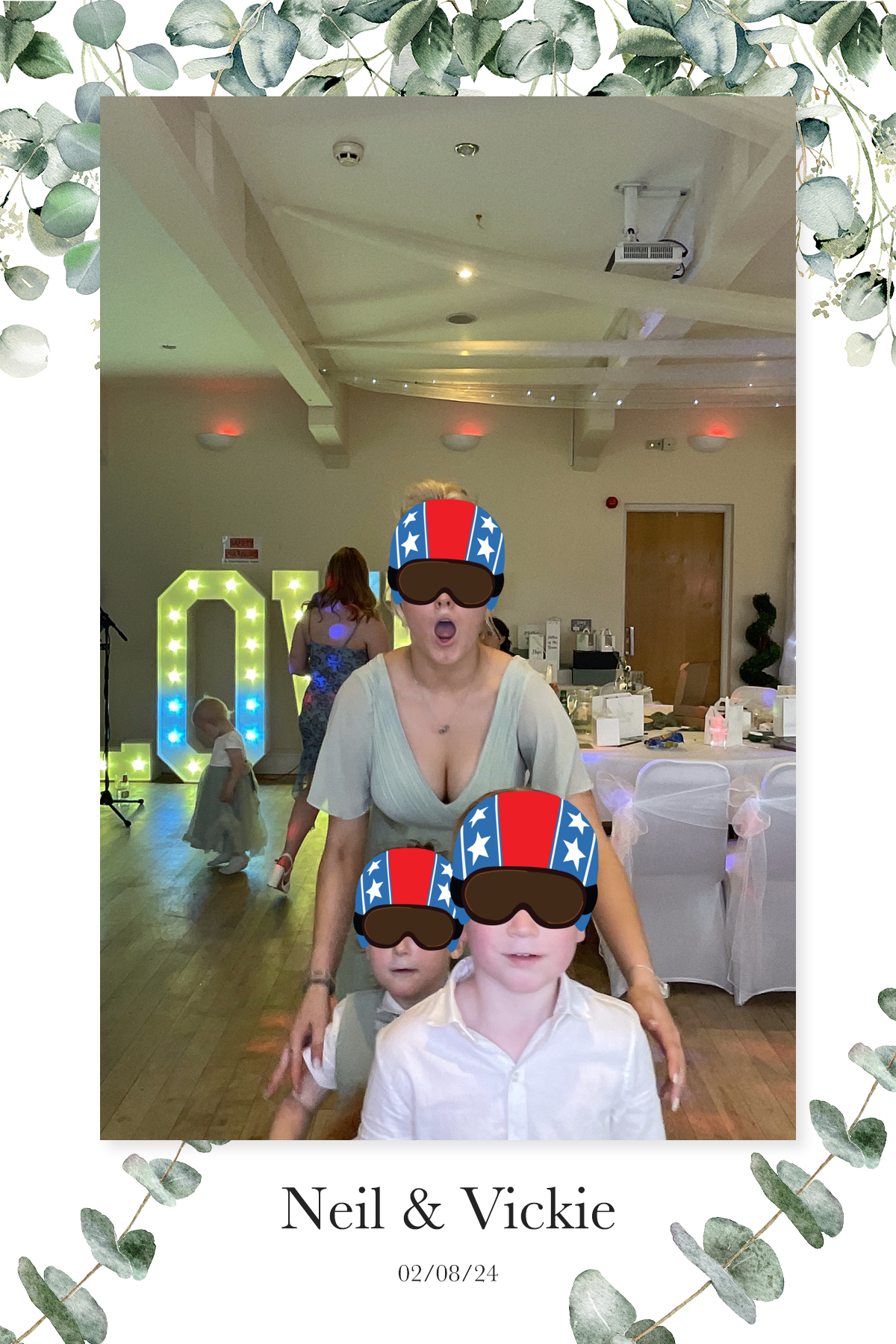 Vickie & Neil's Wedding | View more photos from the event at gallery.liverpoolselfiemirror.co.uk/u/LiverpoolSelfieMirror/Vickie-Neils-Wedding