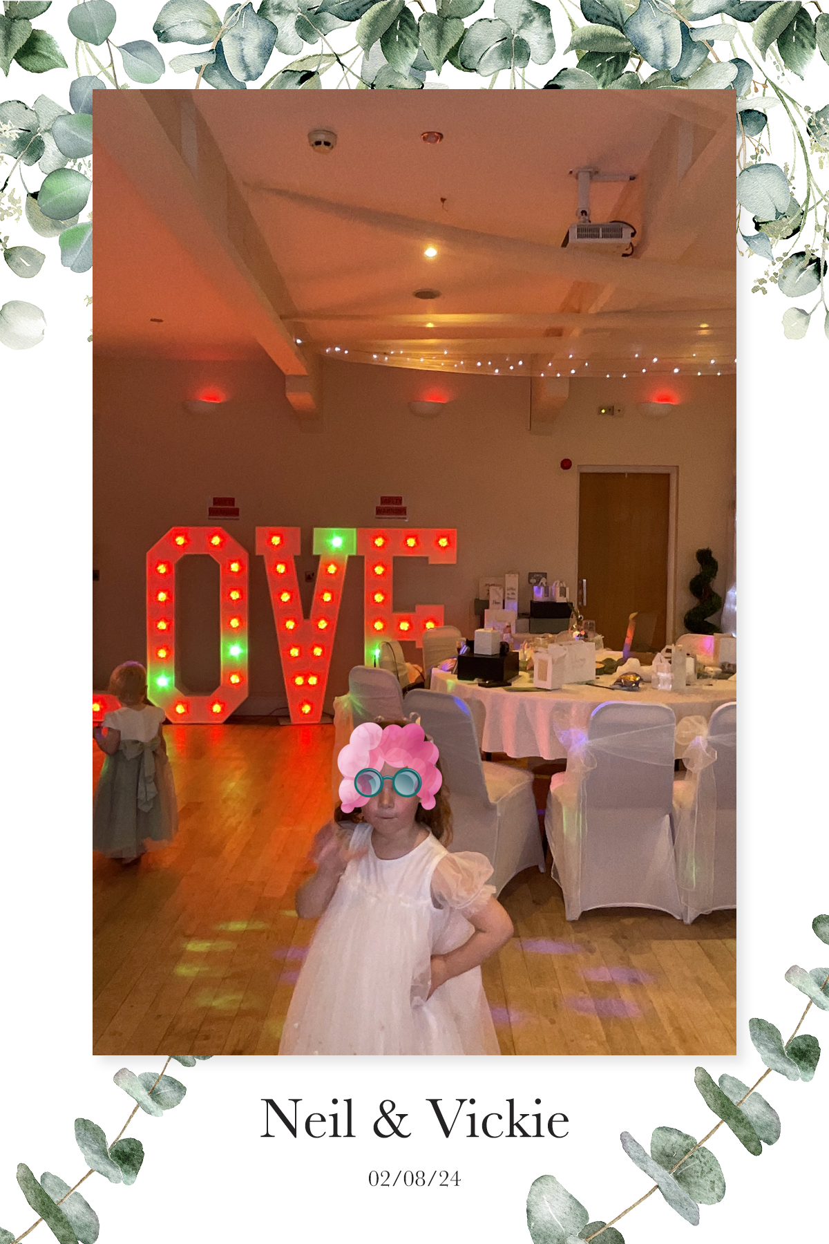 Vickie & Neil's Wedding | View more photos from the event at gallery.liverpoolselfiemirror.co.uk/u/LiverpoolSelfieMirror/Vickie-Neils-Wedding