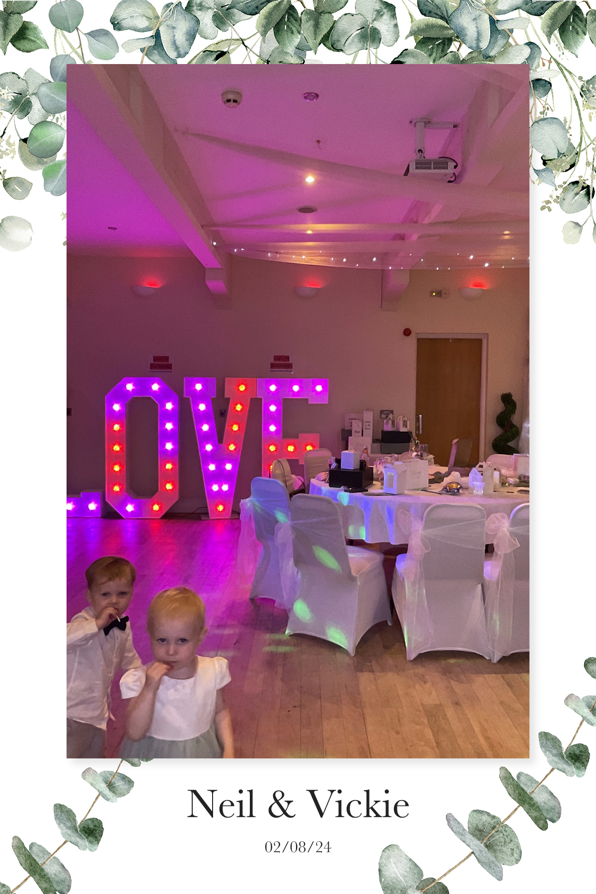 Vickie & Neil's Wedding | View more photos from the event at gallery.liverpoolselfiemirror.co.uk/u/LiverpoolSelfieMirror/Vickie-Neils-Wedding