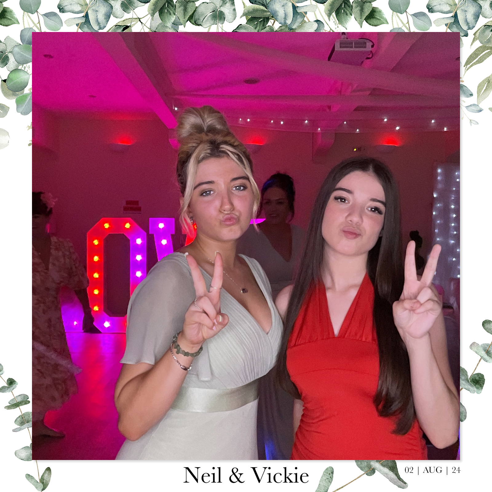 Vickie & Neil's Wedding | View more photos from the event at gallery.liverpoolselfiemirror.co.uk/u/LiverpoolSelfieMirror/Vickie-Neils-Wedding