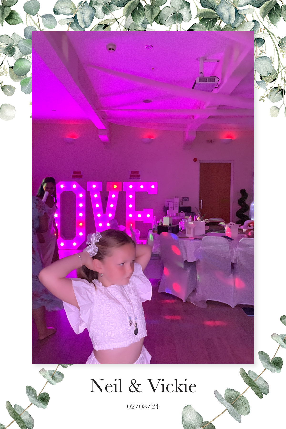 Vickie & Neil's Wedding | View more photos from the event at gallery.liverpoolselfiemirror.co.uk/u/LiverpoolSelfieMirror/Vickie-Neils-Wedding