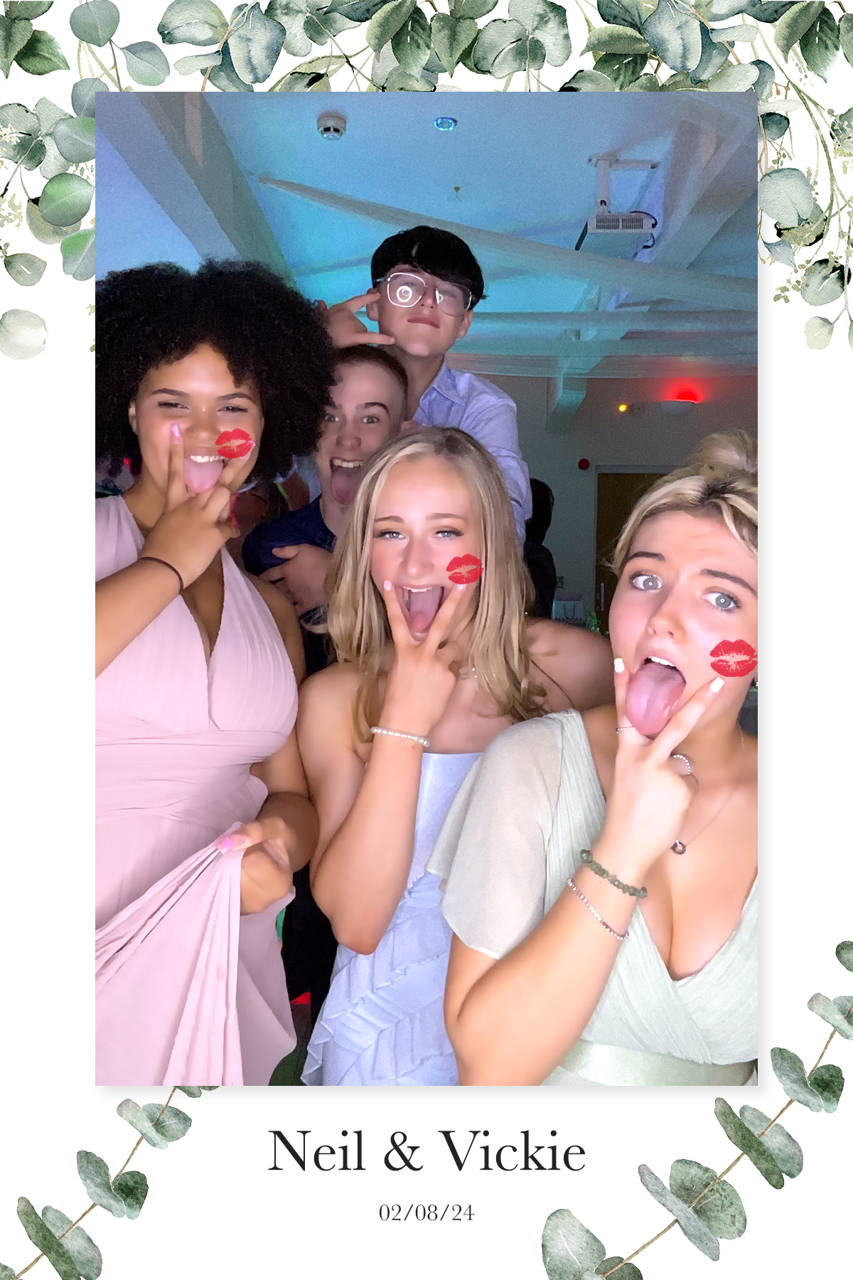 Vickie & Neil's Wedding | View more photos from the event at gallery.liverpoolselfiemirror.co.uk/u/LiverpoolSelfieMirror/Vickie-Neils-Wedding