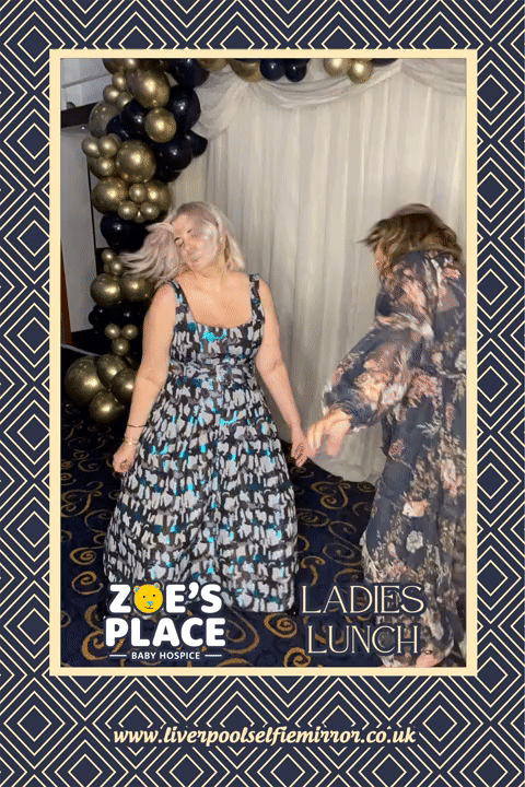 Zöe's Place Ladies Lunch | View more photos from the event at gallery.liverpoolselfiemirror.co.uk/u/LiverpoolSelfieMirror/Zöes-Place-Ladies-Lunch