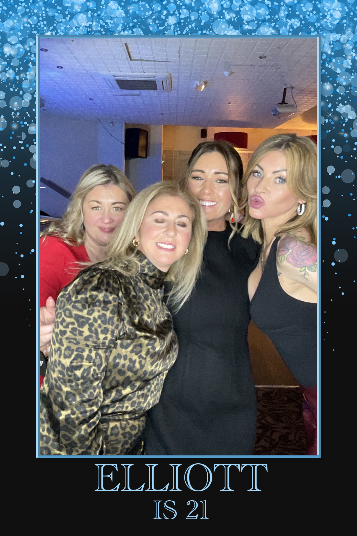 Elliott's 21st Birthday | View more photos from the event at gallery.liverpoolselfiemirror.co.uk/u/LiverpoolSelfieMirror/Elliotts-21st-Birthday