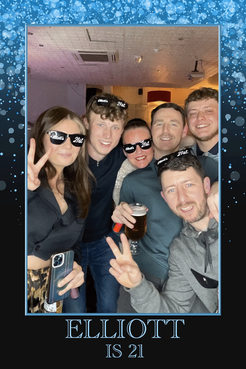 Elliott's 21st Birthday | View more photos from the event at gallery.liverpoolselfiemirror.co.uk/u/LiverpoolSelfieMirror/Elliotts-21st-Birthday