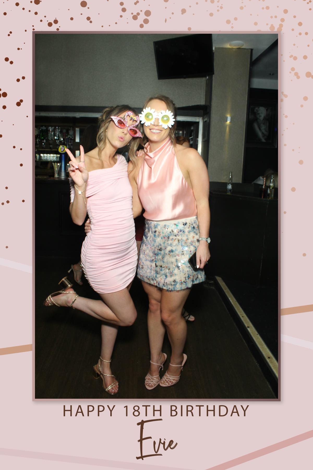 Evie's 18th Birthday | View more photos from the event at gallery.liverpoolselfiemirror.co.uk/u/LiverpoolSelfieMirror/Evies-18th-Birthday