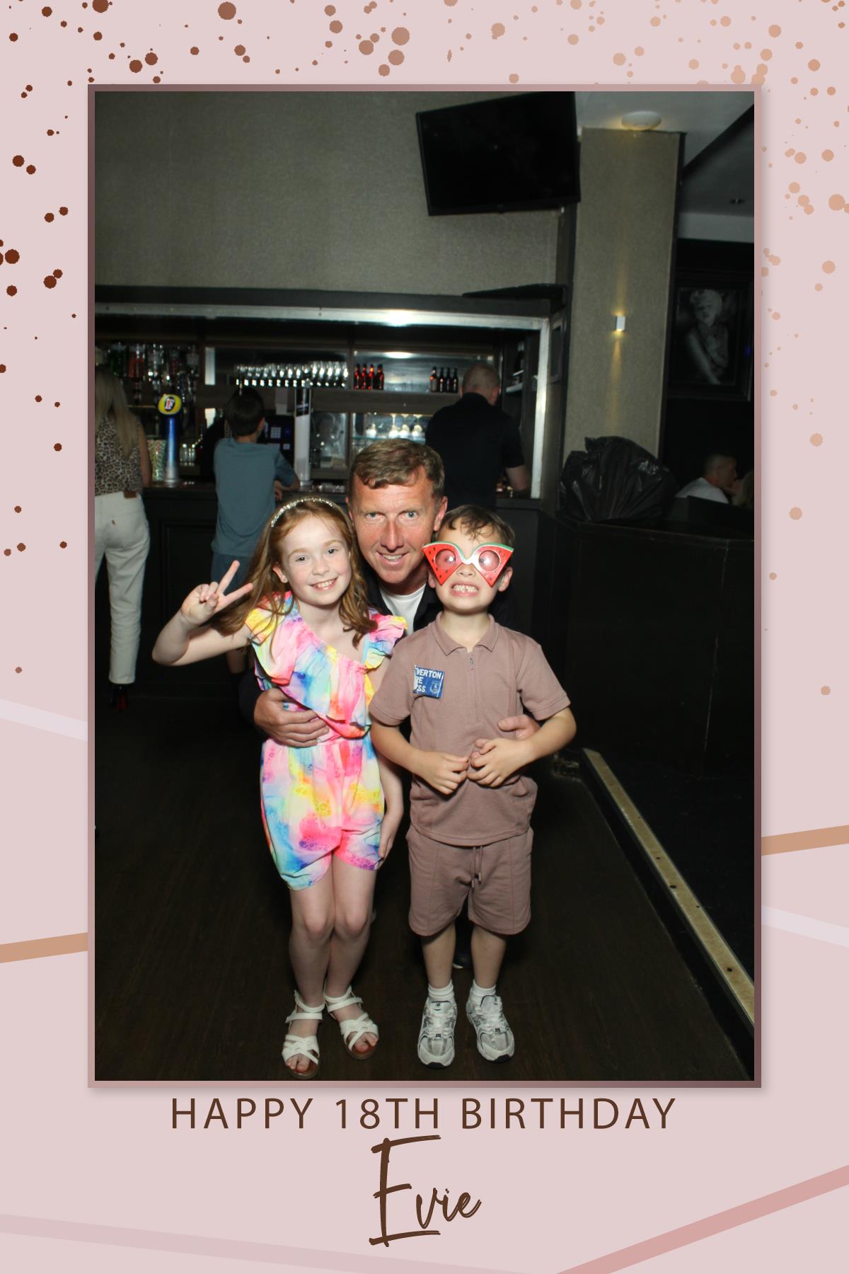 Evie's 18th Birthday | View more photos from the event at gallery.liverpoolselfiemirror.co.uk/u/LiverpoolSelfieMirror/Evies-18th-Birthday