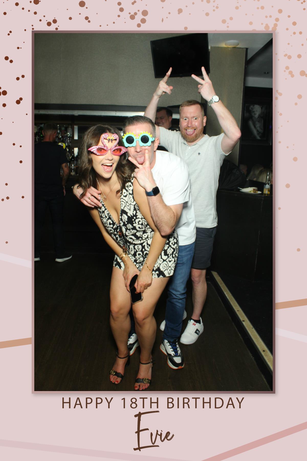 Evie's 18th Birthday | View more photos from the event at gallery.liverpoolselfiemirror.co.uk/u/LiverpoolSelfieMirror/Evies-18th-Birthday