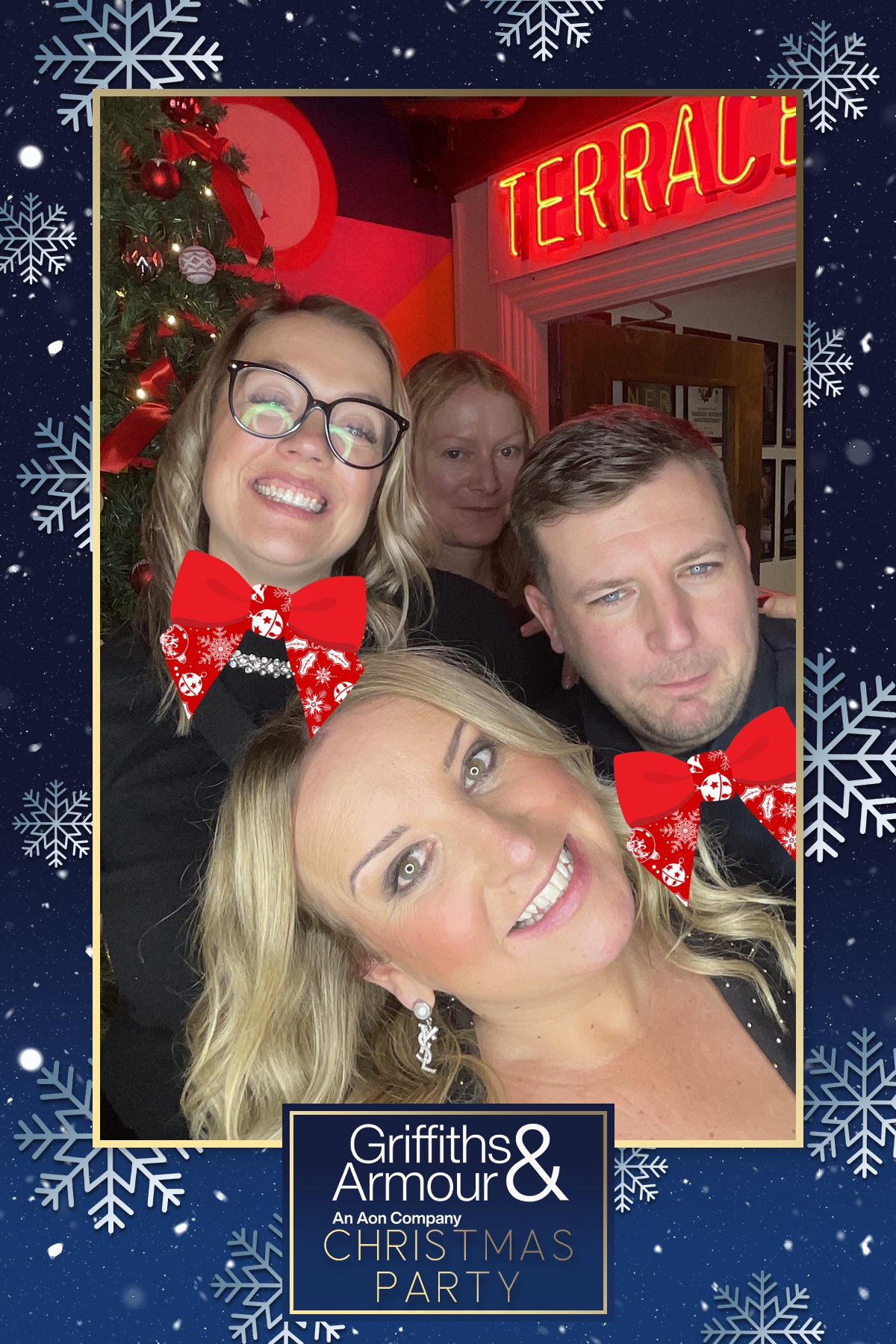 Griffiths & Armour Christmas Party | View more photos from the event at gallery.liverpoolselfiemirror.co.uk/u/LiverpoolSelfieMirror/Griffiths-Armour-Christmas-Party-1