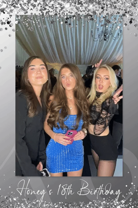 Honey's 18th Birthday | View more photos from the event at gallery.liverpoolselfiemirror.co.uk/u/LiverpoolSelfieMirror/Honeys-18th-Birthday