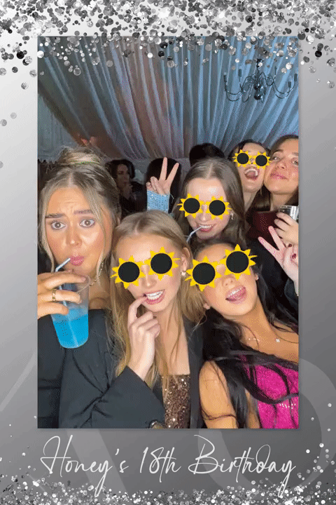 Honey's 18th Birthday | View more photos from the event at gallery.liverpoolselfiemirror.co.uk/u/LiverpoolSelfieMirror/Honeys-18th-Birthday