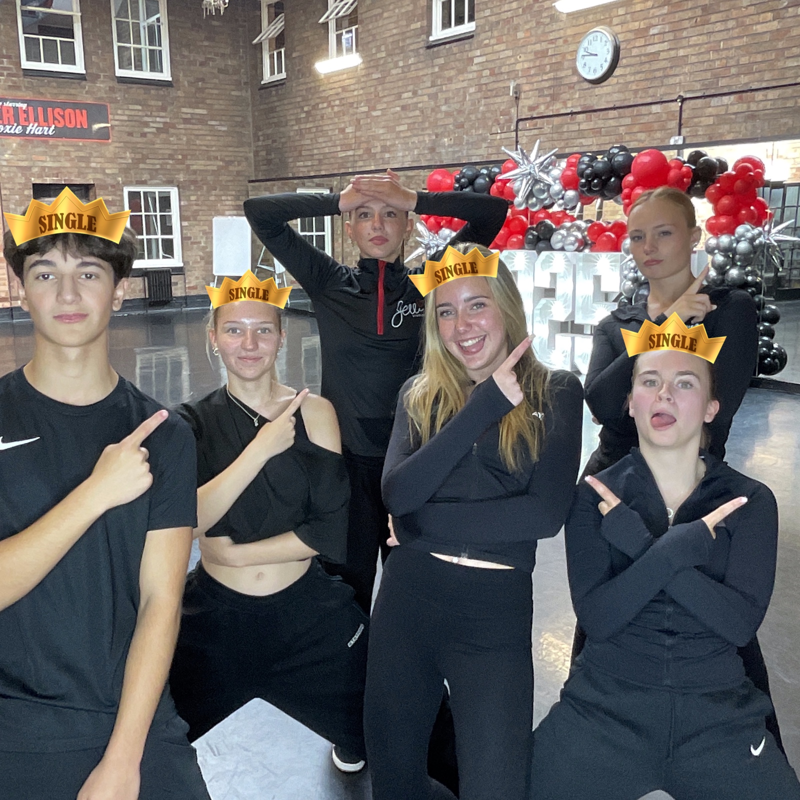 Jelli Studios First Day of College 2025 | View more photos from the event at gallery.liverpoolselfiemirror.co.uk/u/LiverpoolSelfieMirror/Jelli-Studios-First-Day-of-College-2025