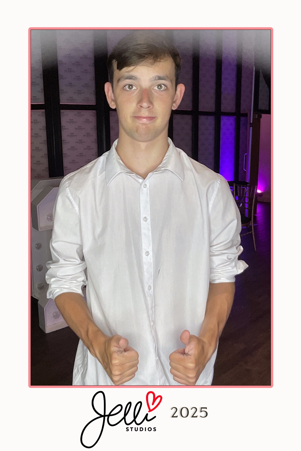 Jelli Studios Graduation 2025 | View more photos from the event at gallery.liverpoolselfiemirror.co.uk/u/LiverpoolSelfieMirror/Jelli-Studios-Graduation-2025