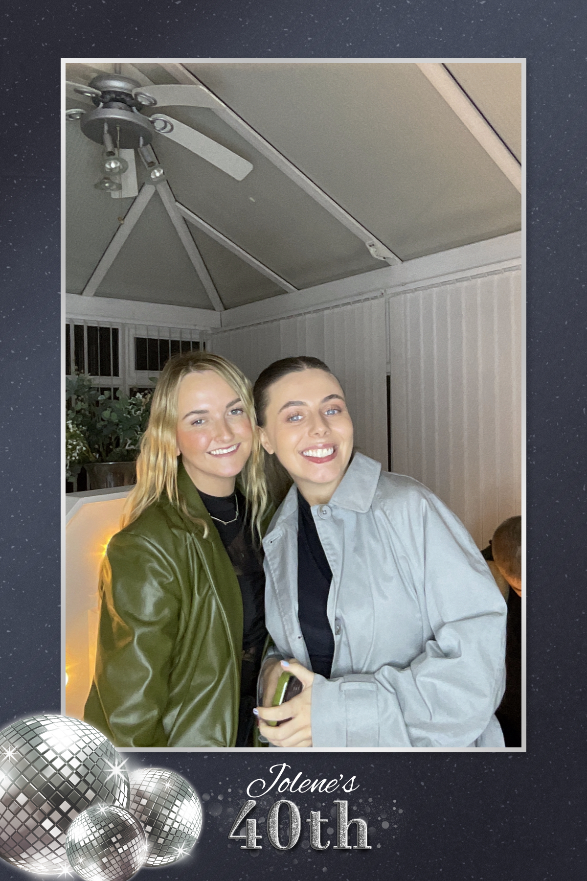 Jolene's 40th Birthday | View more photos from the event at gallery.liverpoolselfiemirror.co.uk/u/LiverpoolSelfieMirror/Jolenes-40th-Birthday