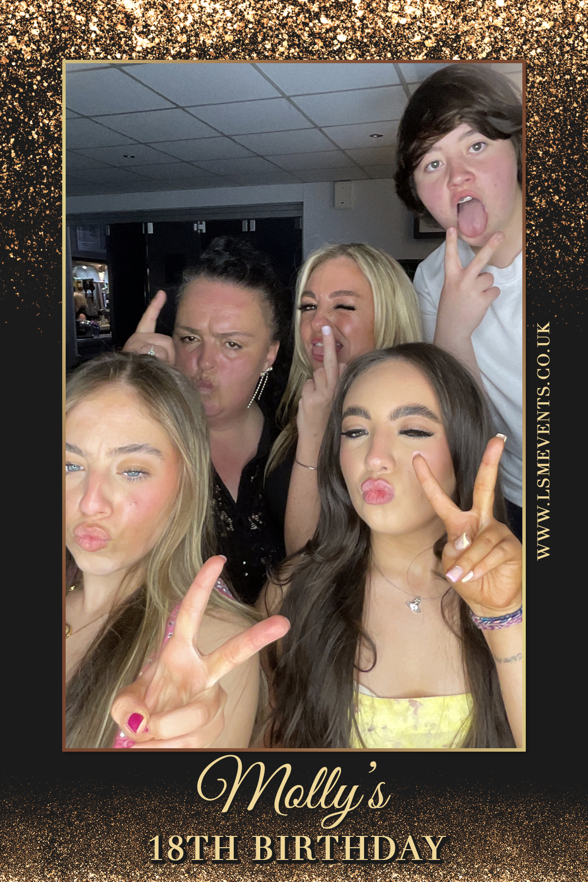 Mollie's 18th Birthday | View more photos from the event at gallery.liverpoolselfiemirror.co.uk/u/LiverpoolSelfieMirror/Mollies-18th-Birthday