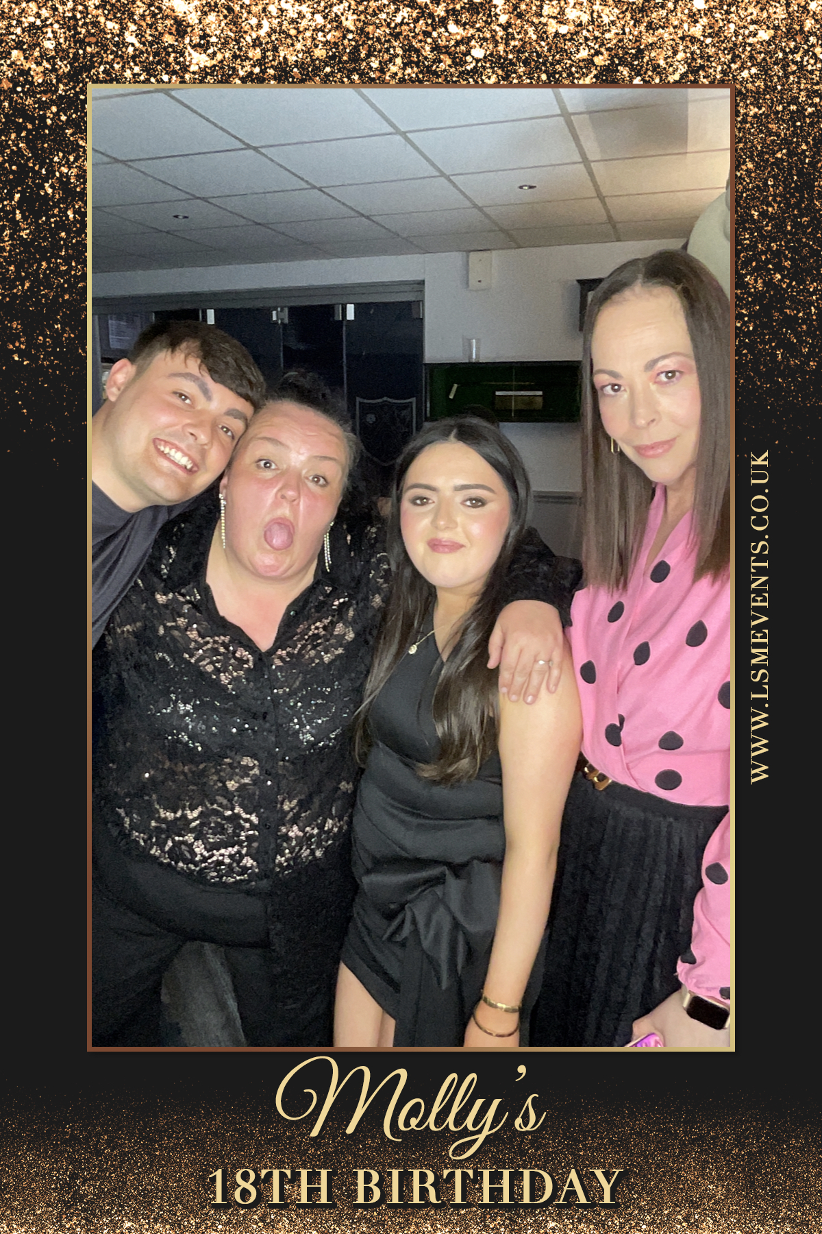 Mollie's 18th Birthday | View more photos from the event at gallery.liverpoolselfiemirror.co.uk/u/LiverpoolSelfieMirror/Mollies-18th-Birthday