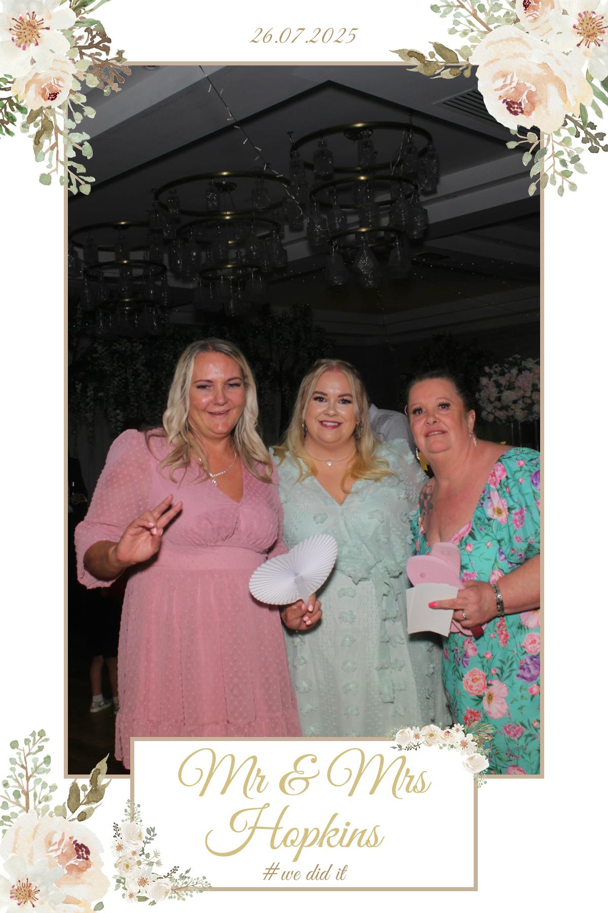 Mr & Mrs Hopkins' Wedding | View more photos from the event at gallery.liverpoolselfiemirror.co.uk/u/LiverpoolSelfieMirror/Mr-Mrs-Hopkins-Wedding