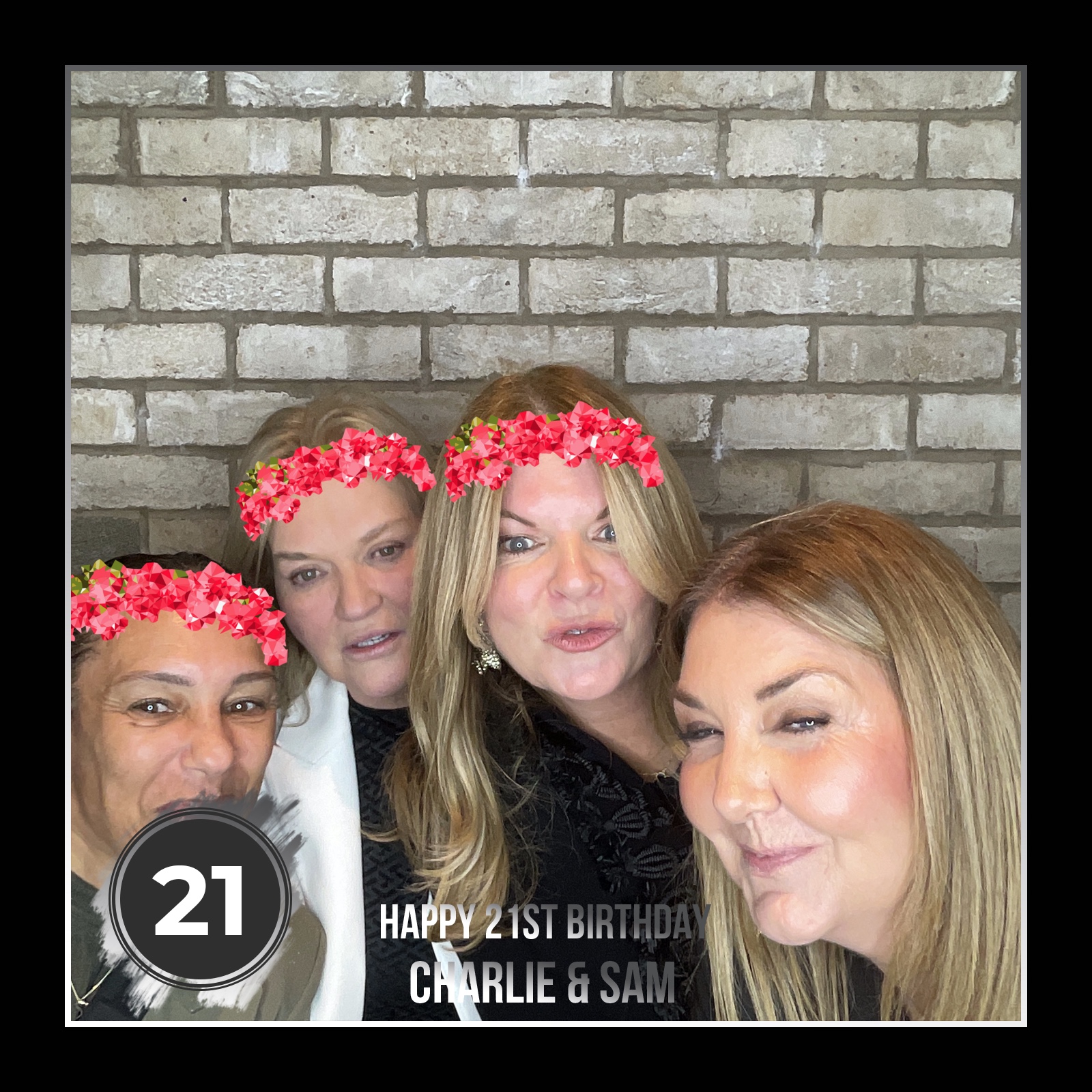 Sam & Charlie's 21st | View more photos from the event at gallery.liverpoolselfiemirror.co.uk/u/LiverpoolSelfieMirror/Sam-Charlies-21st