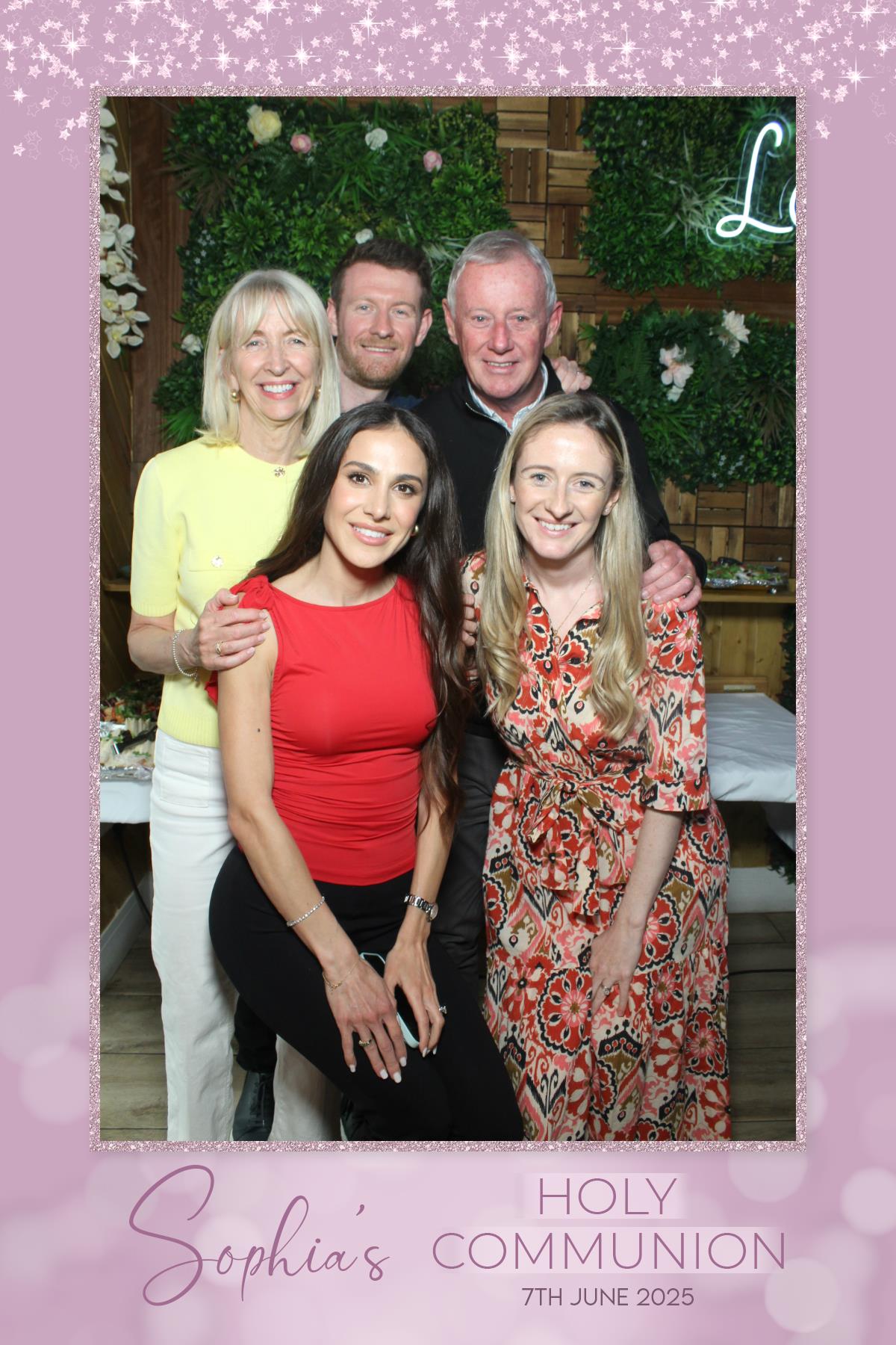 Sophia's 1st Holy Communion | View more photos from the event at gallery.liverpoolselfiemirror.co.uk/u/LiverpoolSelfieMirror/Sophias-1st-Holy-Communion