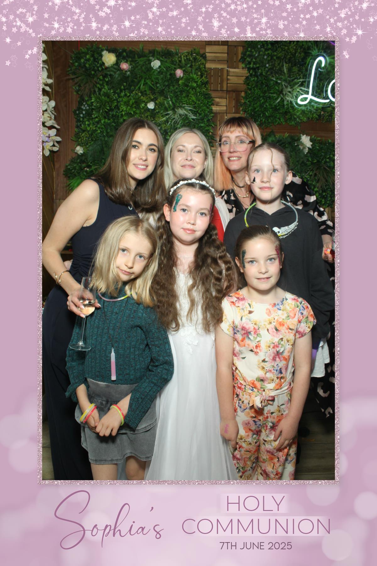 Sophia's 1st Holy Communion | View more photos from the event at gallery.liverpoolselfiemirror.co.uk/u/LiverpoolSelfieMirror/Sophias-1st-Holy-Communion