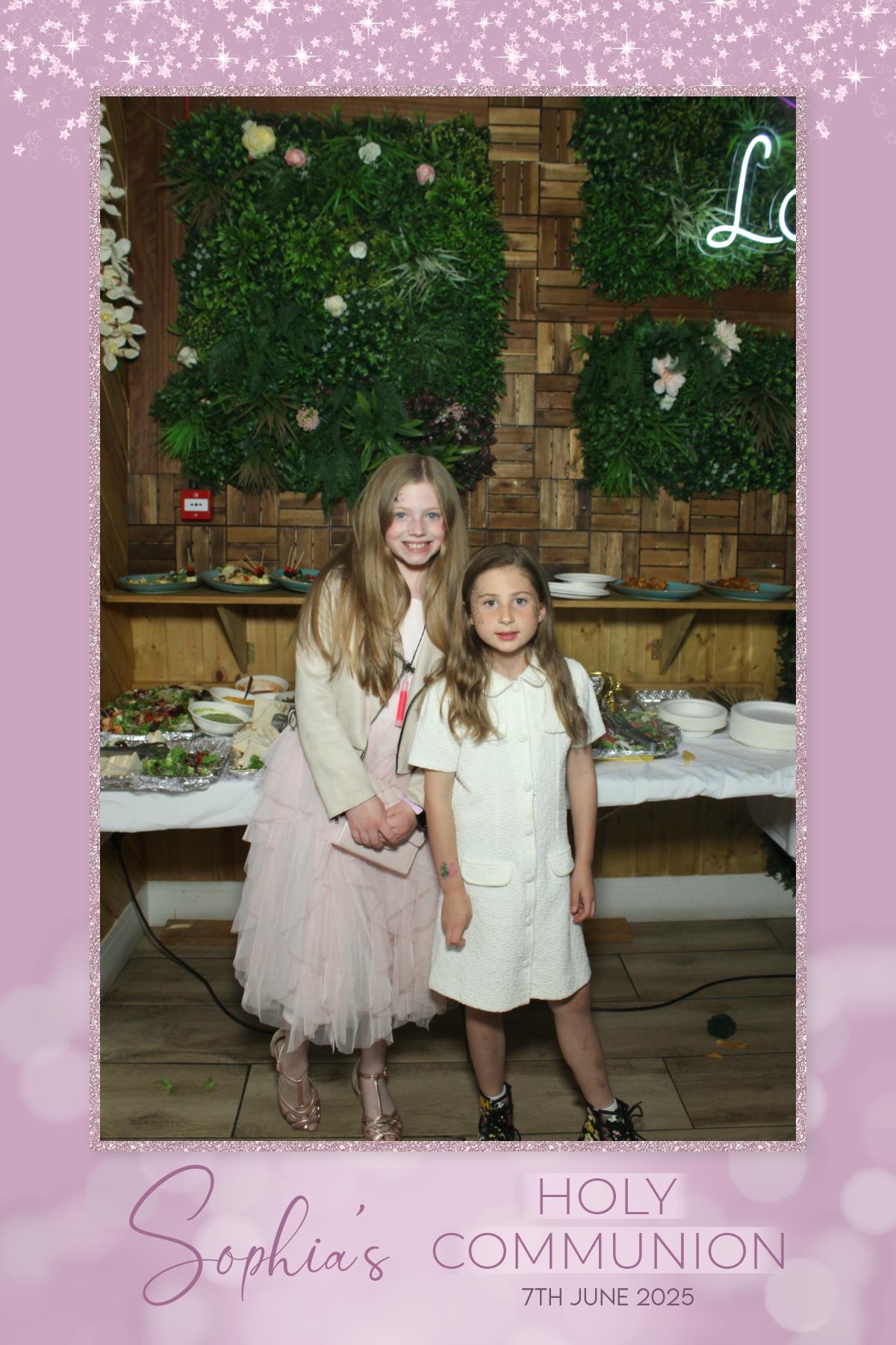 Sophia's 1st Holy Communion | View more photos from the event at gallery.liverpoolselfiemirror.co.uk/u/LiverpoolSelfieMirror/Sophias-1st-Holy-Communion