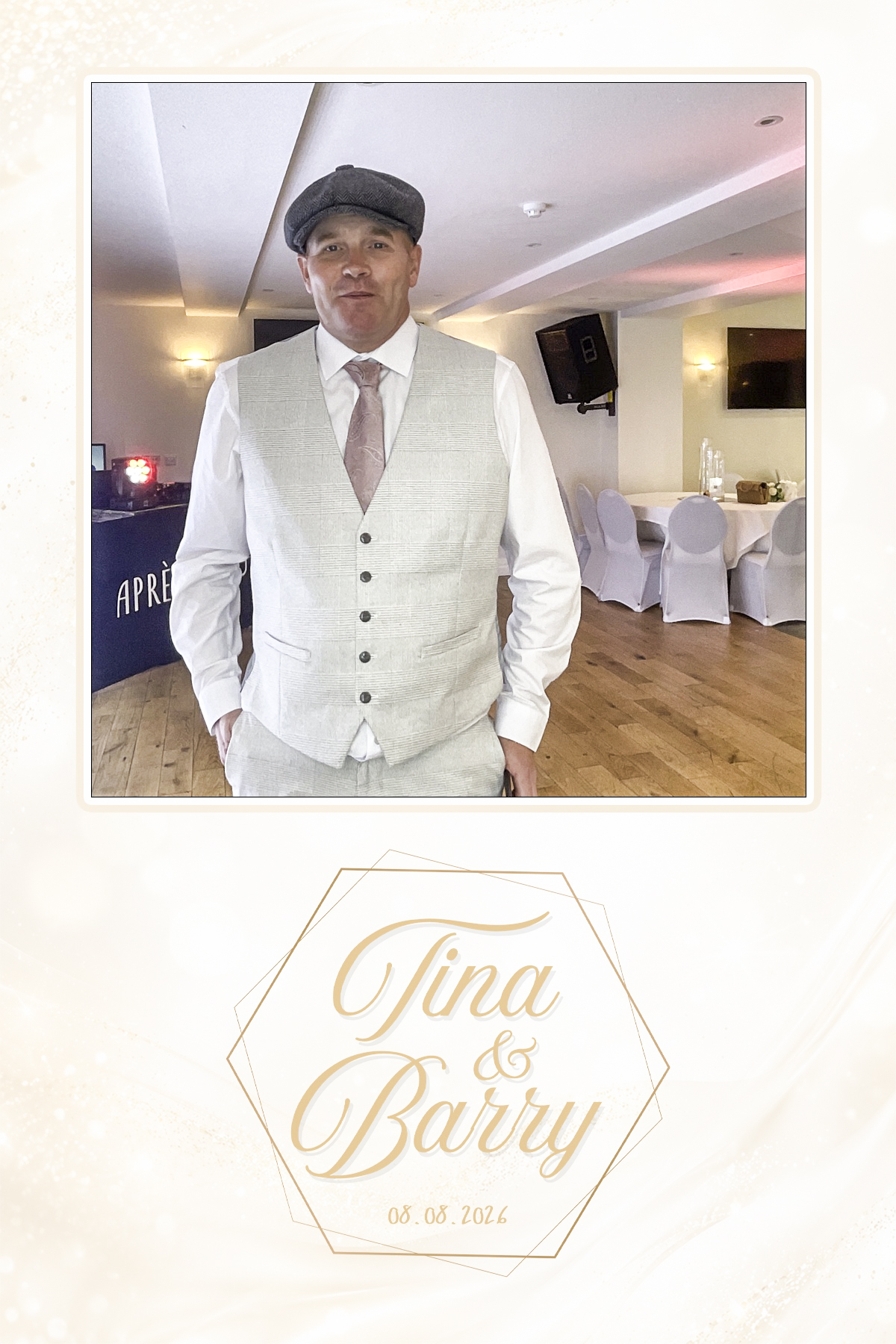 Barry & Tina's Wedding | View more photos from the event at gallery.liverpoolselfiemirror.co.uk/u/LiverpoolSelfieMirror/Barry-Tinas-Wedding