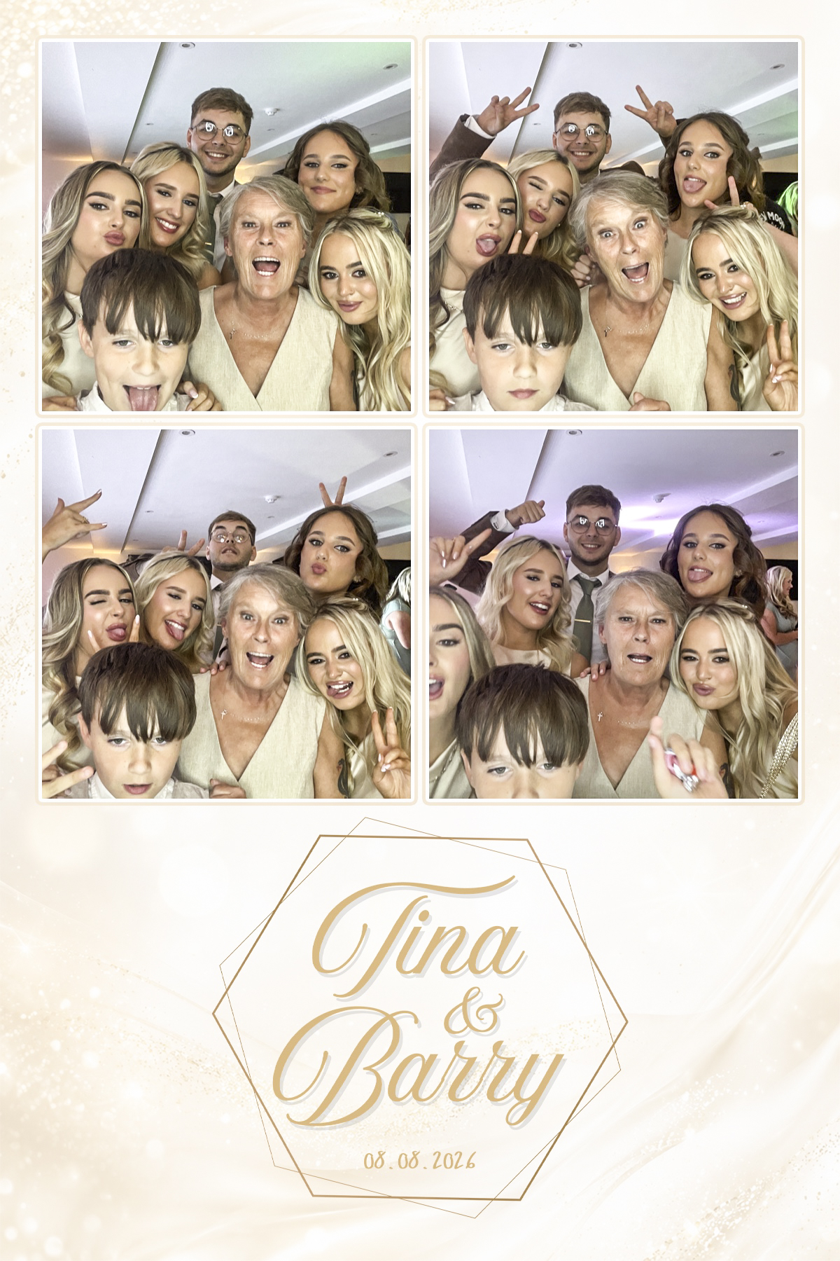 Barry & Tina's Wedding | View more photos from the event at gallery.liverpoolselfiemirror.co.uk/u/LiverpoolSelfieMirror/Barry-Tinas-Wedding