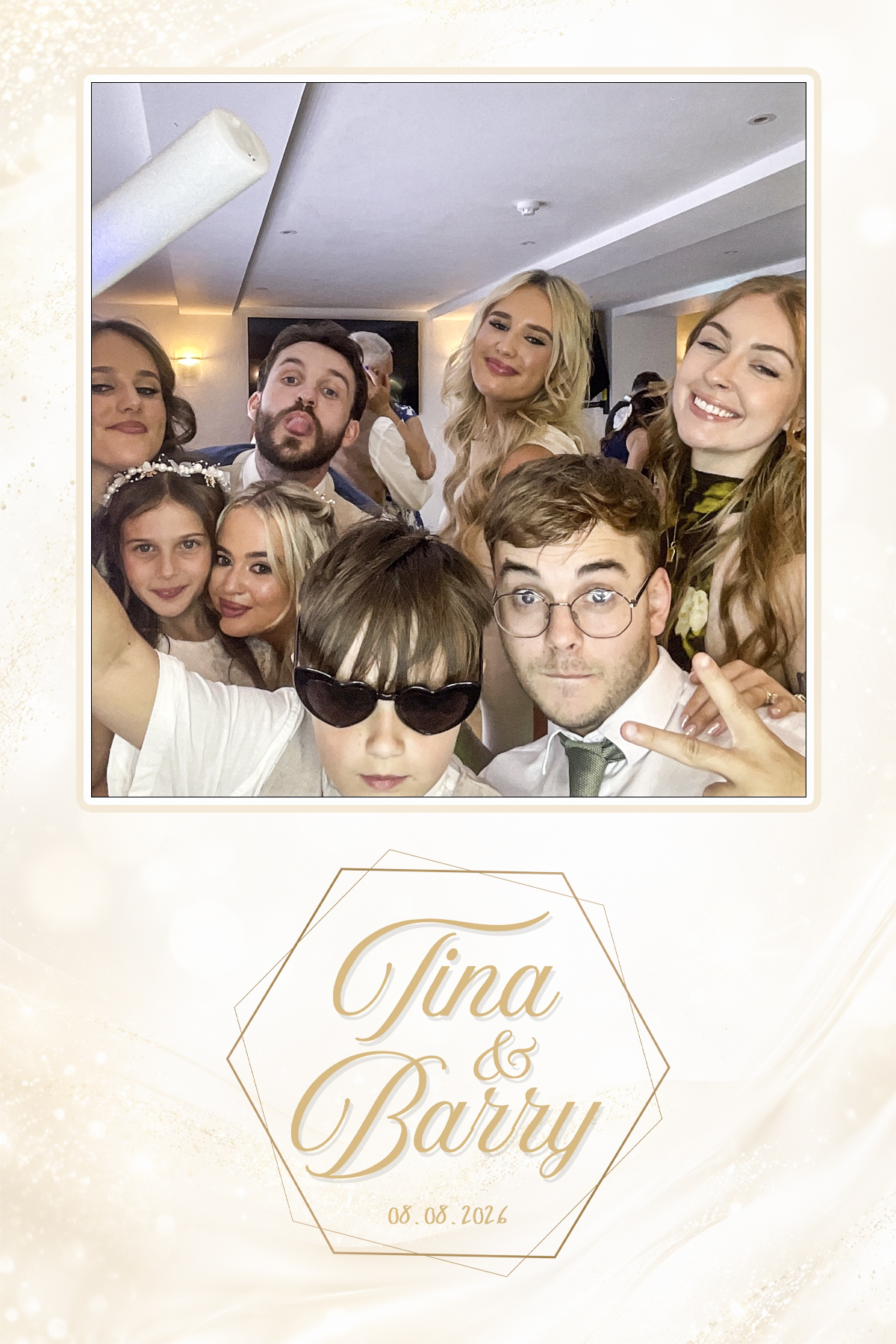 Barry & Tina's Wedding | View more photos from the event at gallery.liverpoolselfiemirror.co.uk/u/LiverpoolSelfieMirror/Barry-Tinas-Wedding