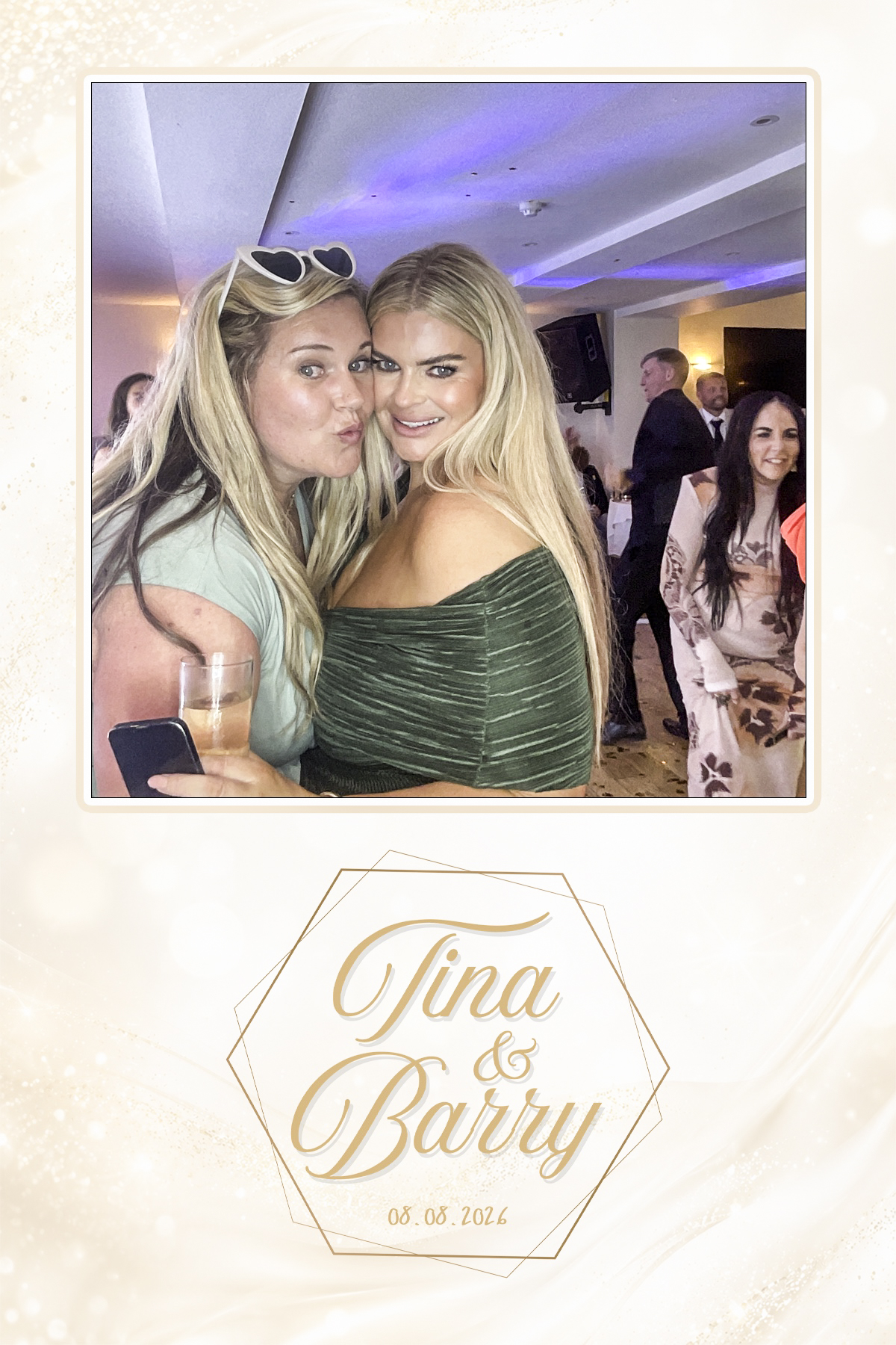 Barry & Tina's Wedding | View more photos from the event at gallery.liverpoolselfiemirror.co.uk/u/LiverpoolSelfieMirror/Barry-Tinas-Wedding