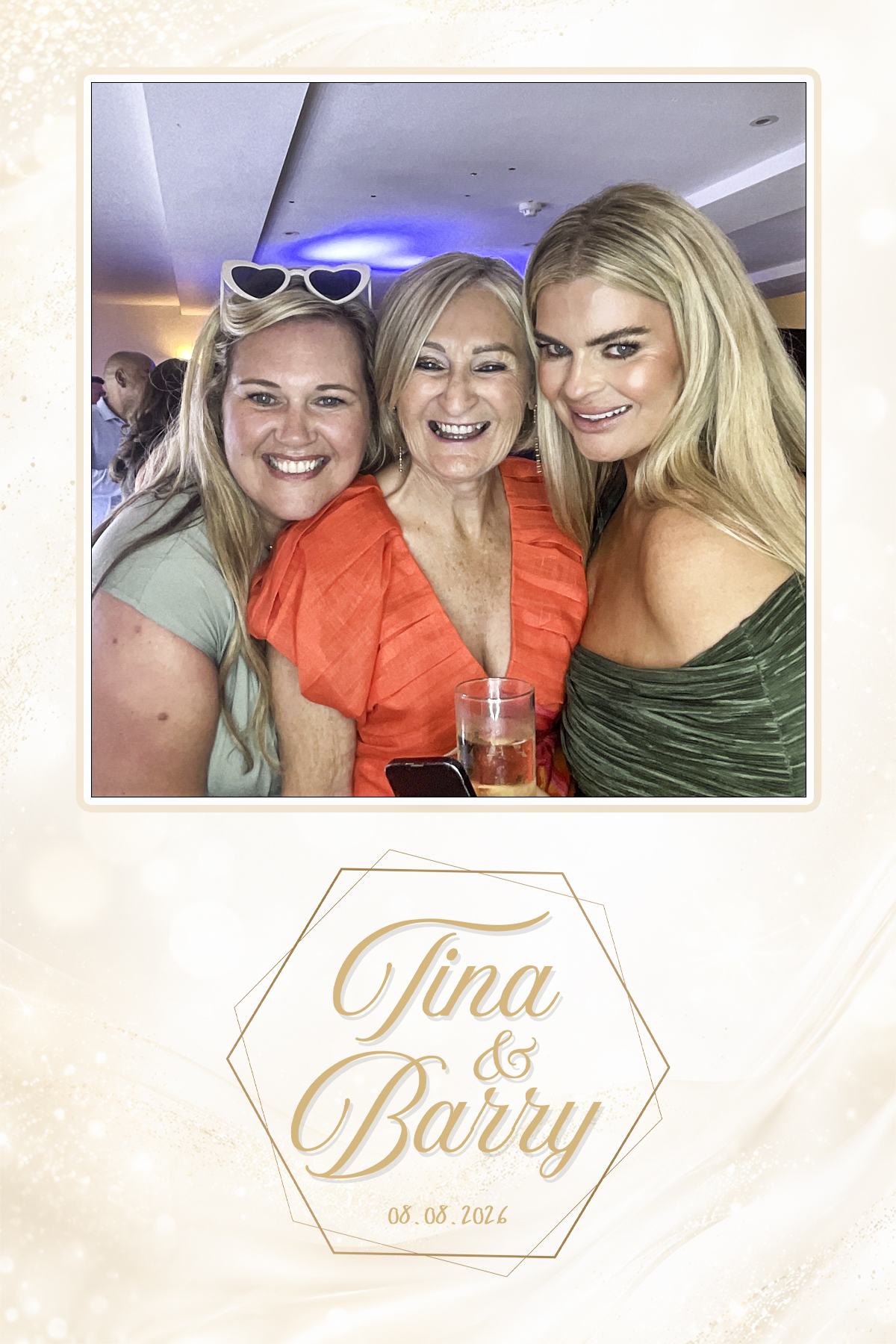 Barry & Tina's Wedding | View more photos from the event at gallery.liverpoolselfiemirror.co.uk/u/LiverpoolSelfieMirror/Barry-Tinas-Wedding