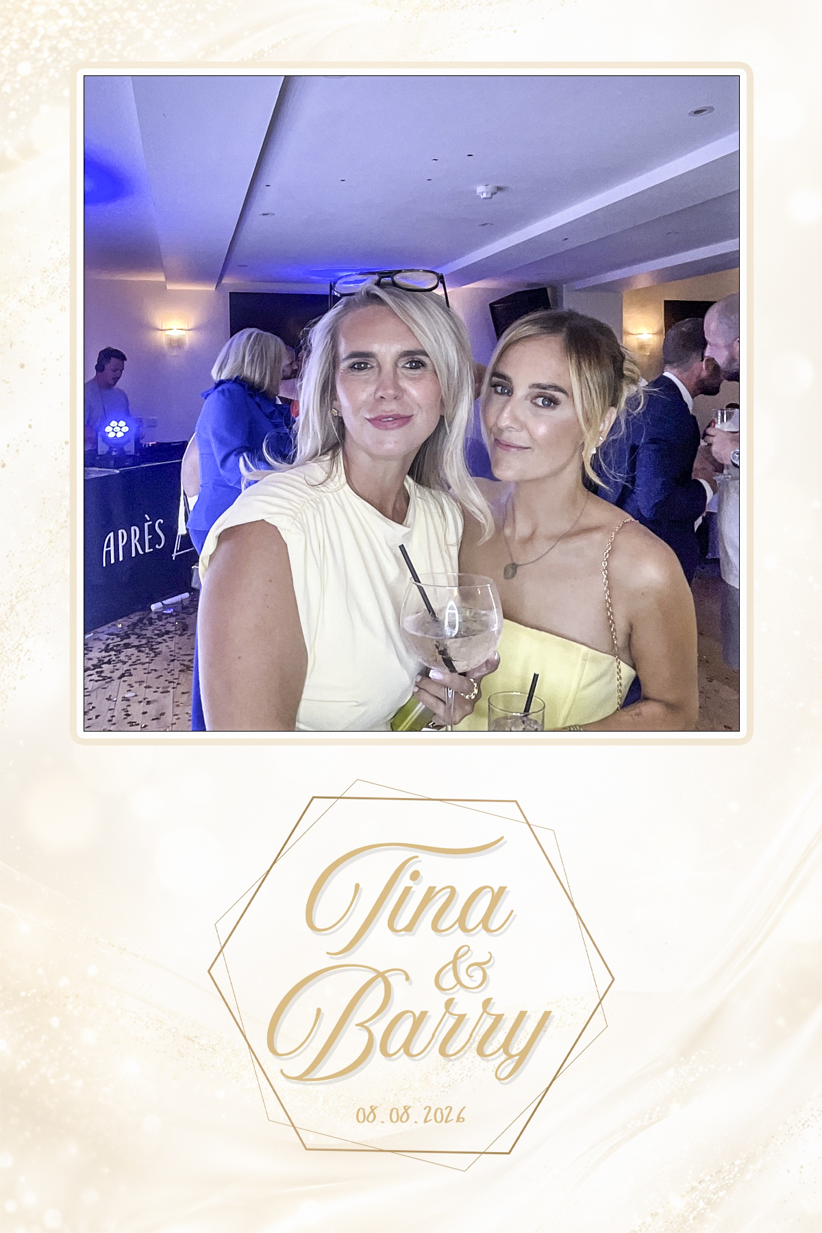 Barry & Tina's Wedding | View more photos from the event at gallery.liverpoolselfiemirror.co.uk/u/LiverpoolSelfieMirror/Barry-Tinas-Wedding