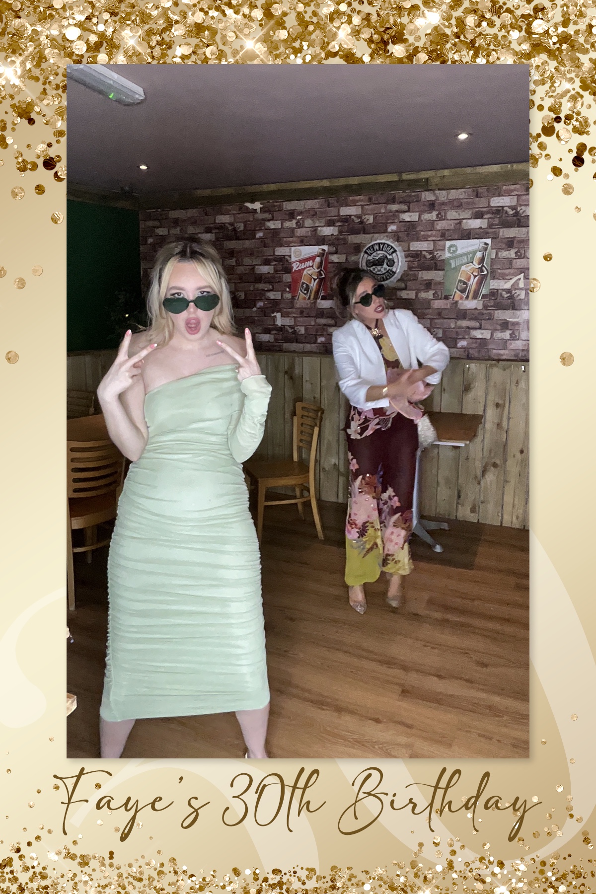 Faye's 30th Birthday | View more photos from the event at gallery.liverpoolselfiemirror.co.uk/u/LiverpoolSelfieMirror/Fayes-30th-Birthday