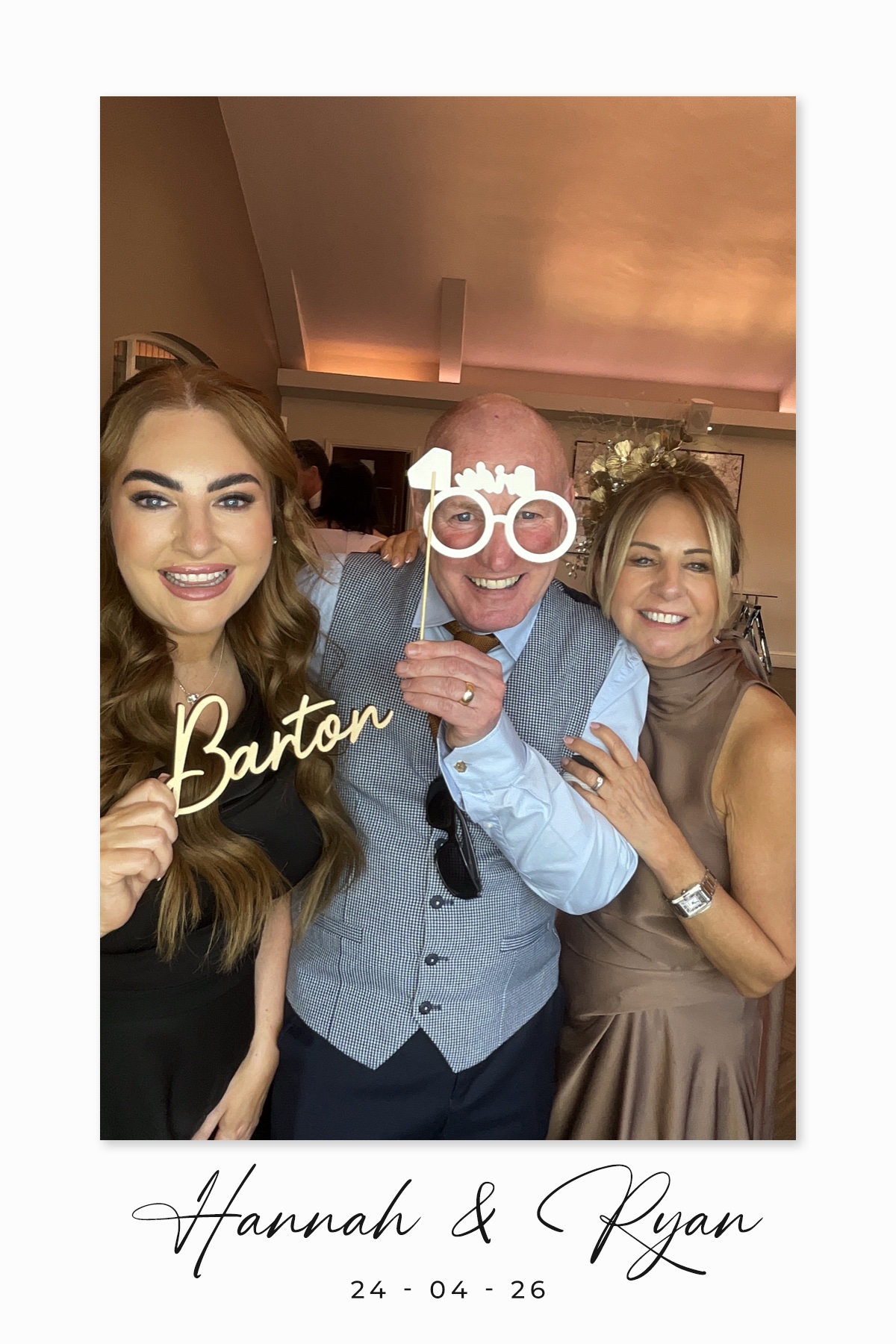 Hannah & Ryan's Wedding | View more photos from the event at gallery.liverpoolselfiemirror.co.uk/u/LiverpoolSelfieMirror/Hannah-Ryans-Wedding