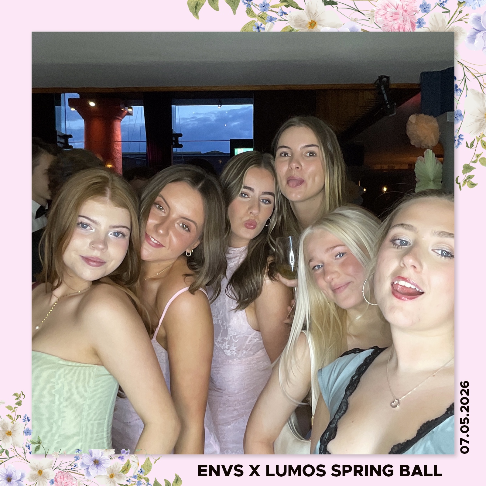 Lumos X Envs Spring Ball | View more photos from the event at gallery.liverpoolselfiemirror.co.uk/u/LiverpoolSelfieMirror/Lumos-X-Envs-Spring-Ball