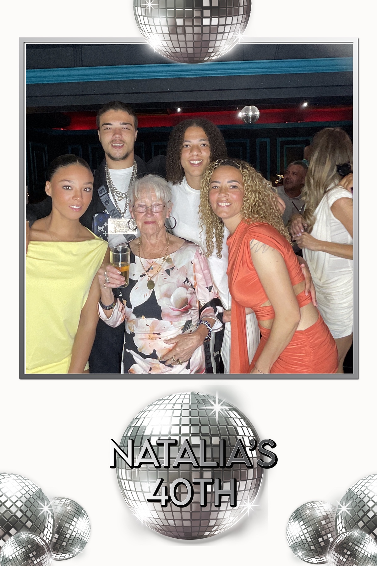Natalia's 40th Birthday | View more photos from the event at gallery.liverpoolselfiemirror.co.uk/u/LiverpoolSelfieMirror/Natalias-40th-Birthday