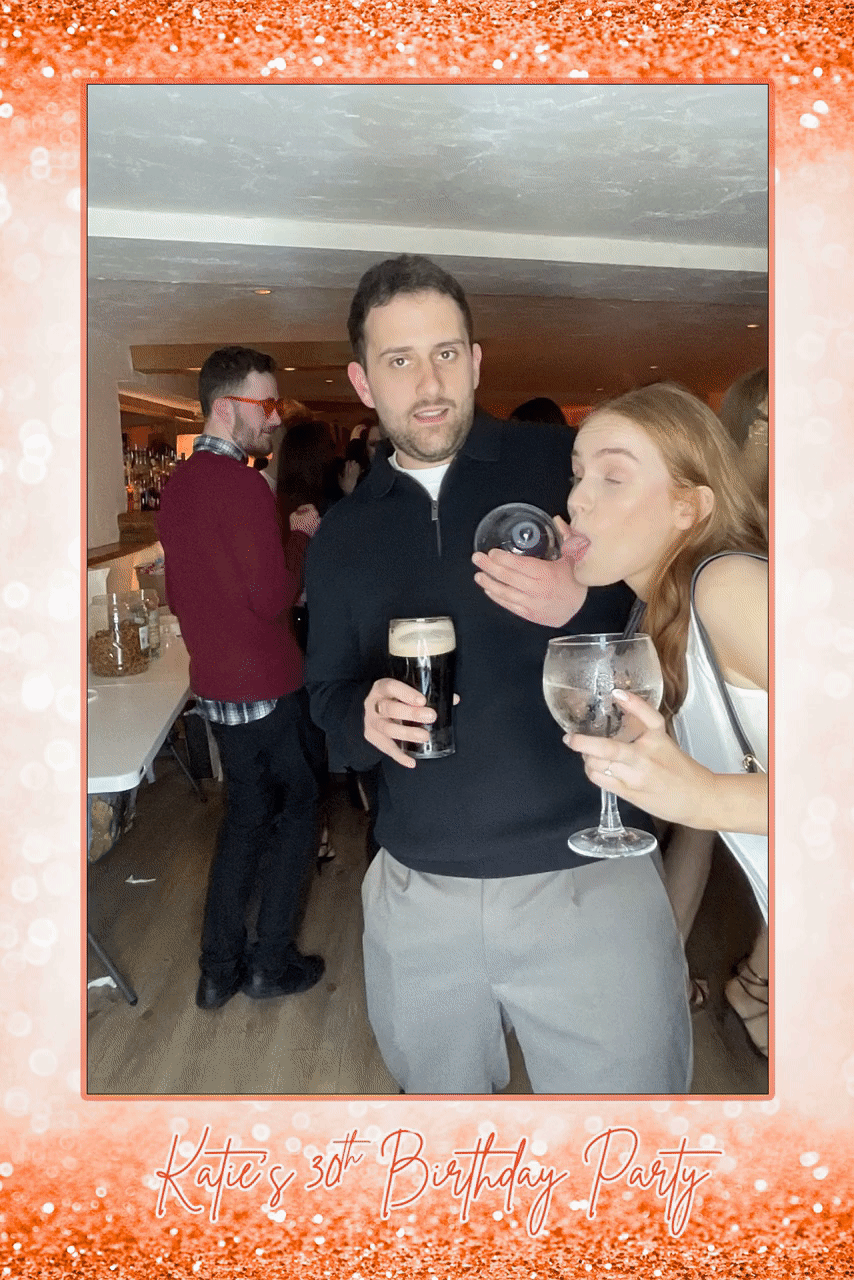 Sequins & Spritz - Katie's 30th Birthday | View more photos from the event at gallery.liverpoolselfiemirror.co.uk/u/LiverpoolSelfieMirror/Sequins-Spritz-Katies-30th-Birthday