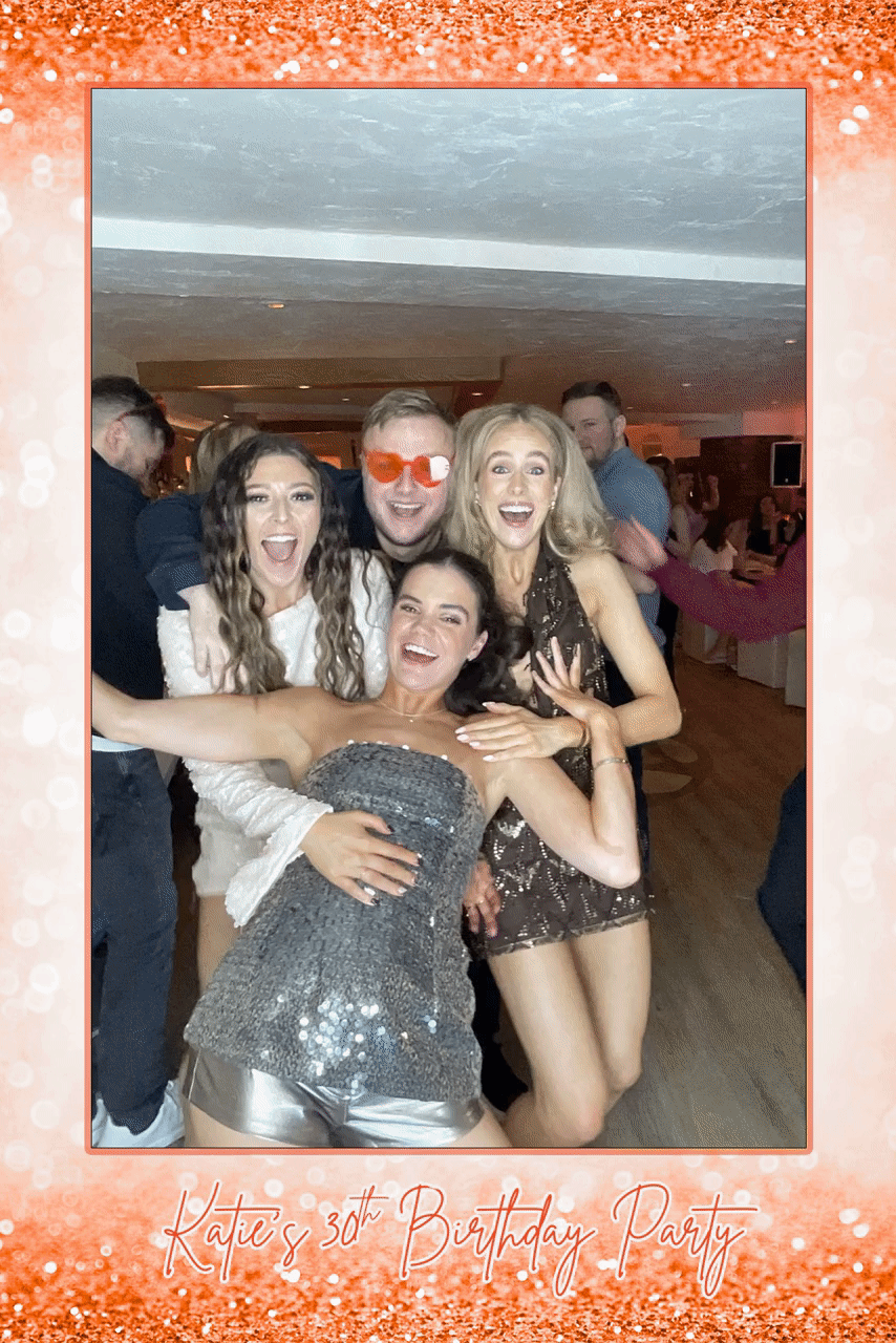 Sequins & Spritz - Katie's 30th Birthday | View more photos from the event at gallery.liverpoolselfiemirror.co.uk/u/LiverpoolSelfieMirror/Sequins-Spritz-Katies-30th-Birthday