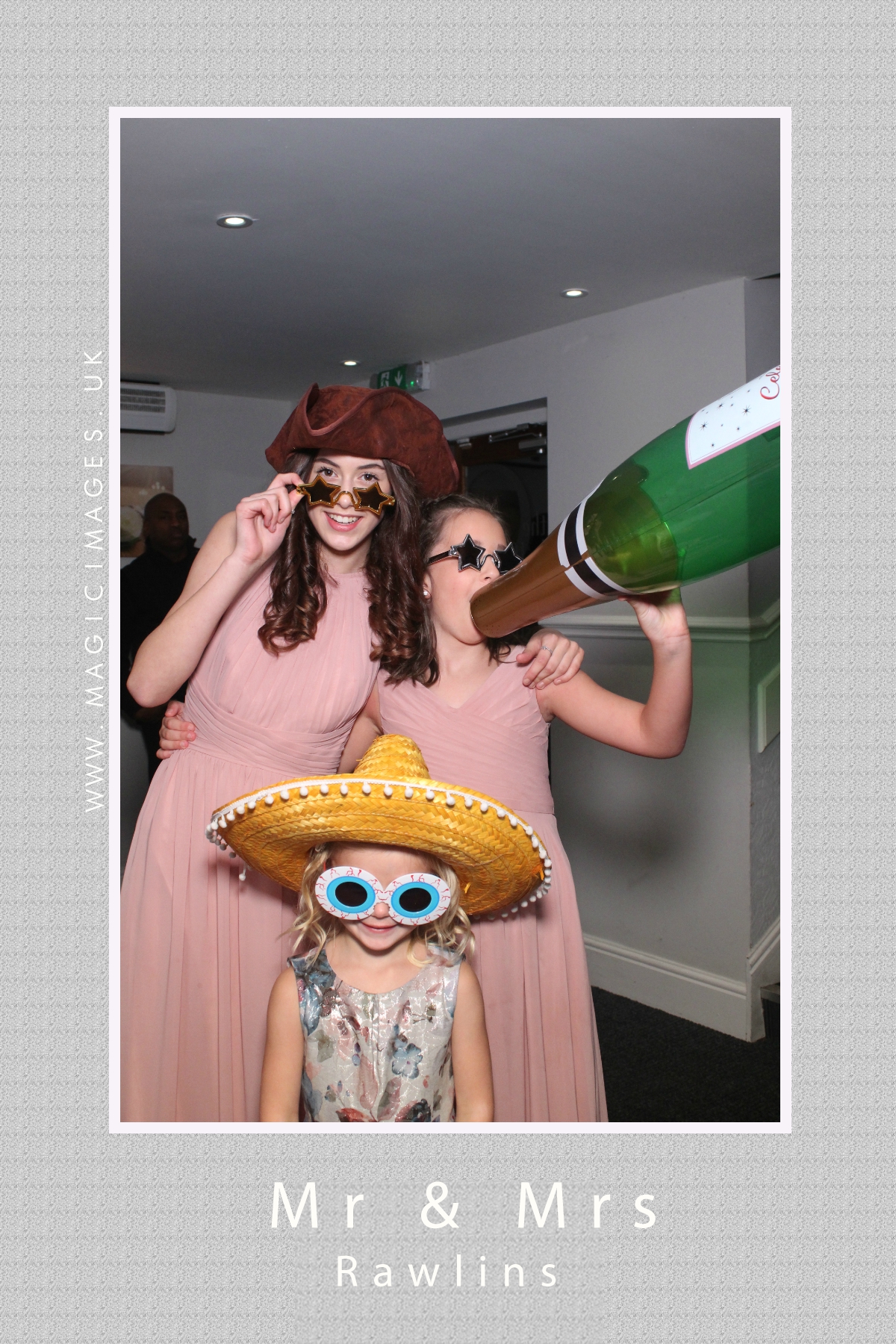Mr & Mrs Rawlins Wedding  | View more photos from the event at gallery.magicimages.uk/u/MagicImages/Mr-Mrs-Rawlins-Wedding